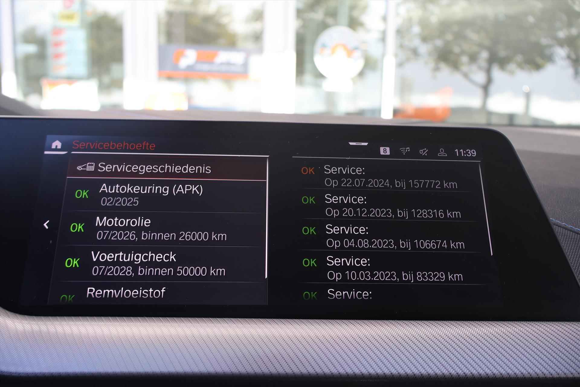 BMW 1-Serie (f40) 118i M-Sport 140PK AUT | Carplay I Misano Blue I Navi I Camera I Kuipstoel - 42/55