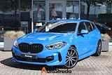 BMW 1-Serie (f40) 118i M-Sport 140PK AUT | Carplay I Misano Blue I Navi I Camera I Kuipstoel