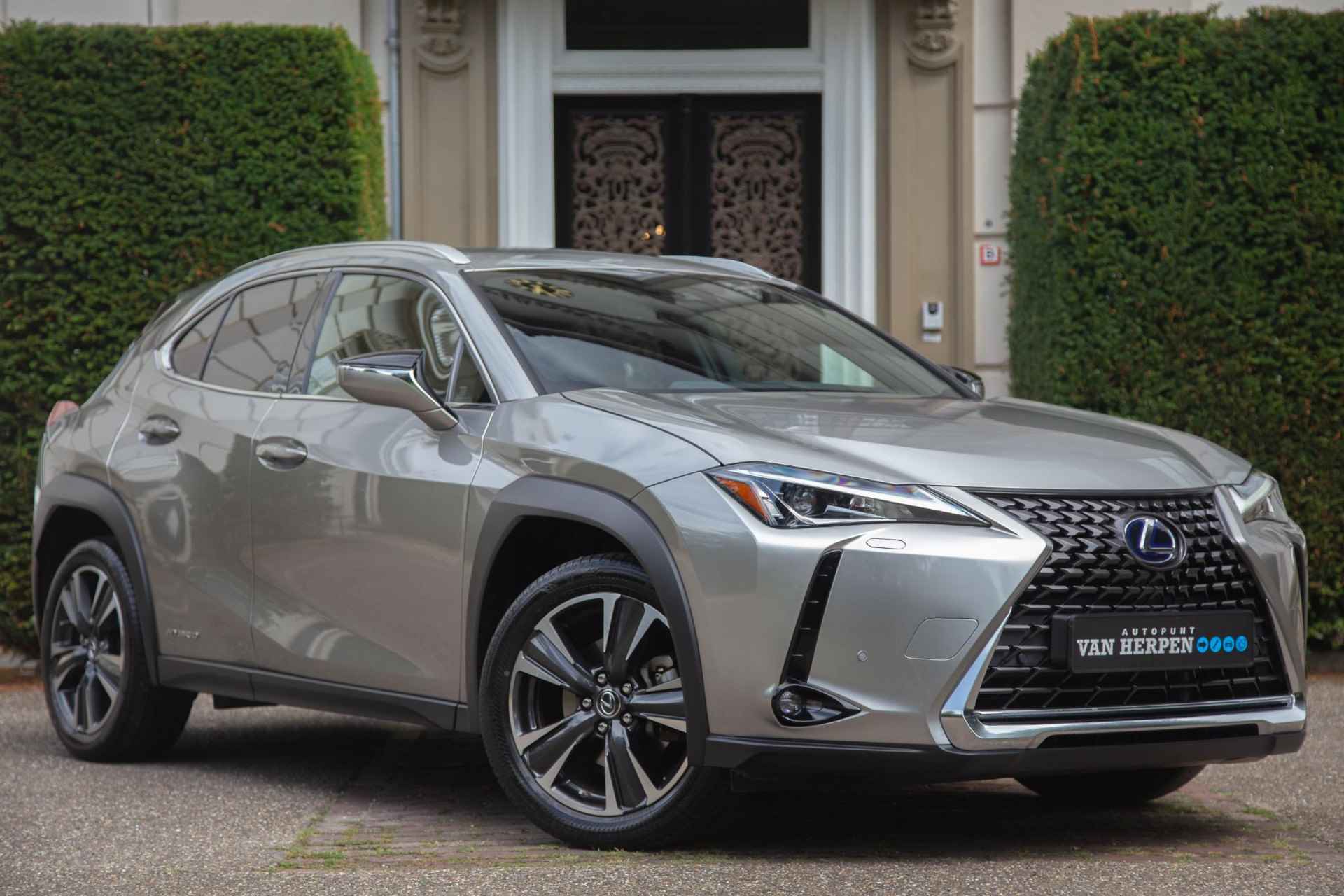 Lexus UX 250h Executive Line Leder | Camera | Stoelverwarming | ACC - 6/51