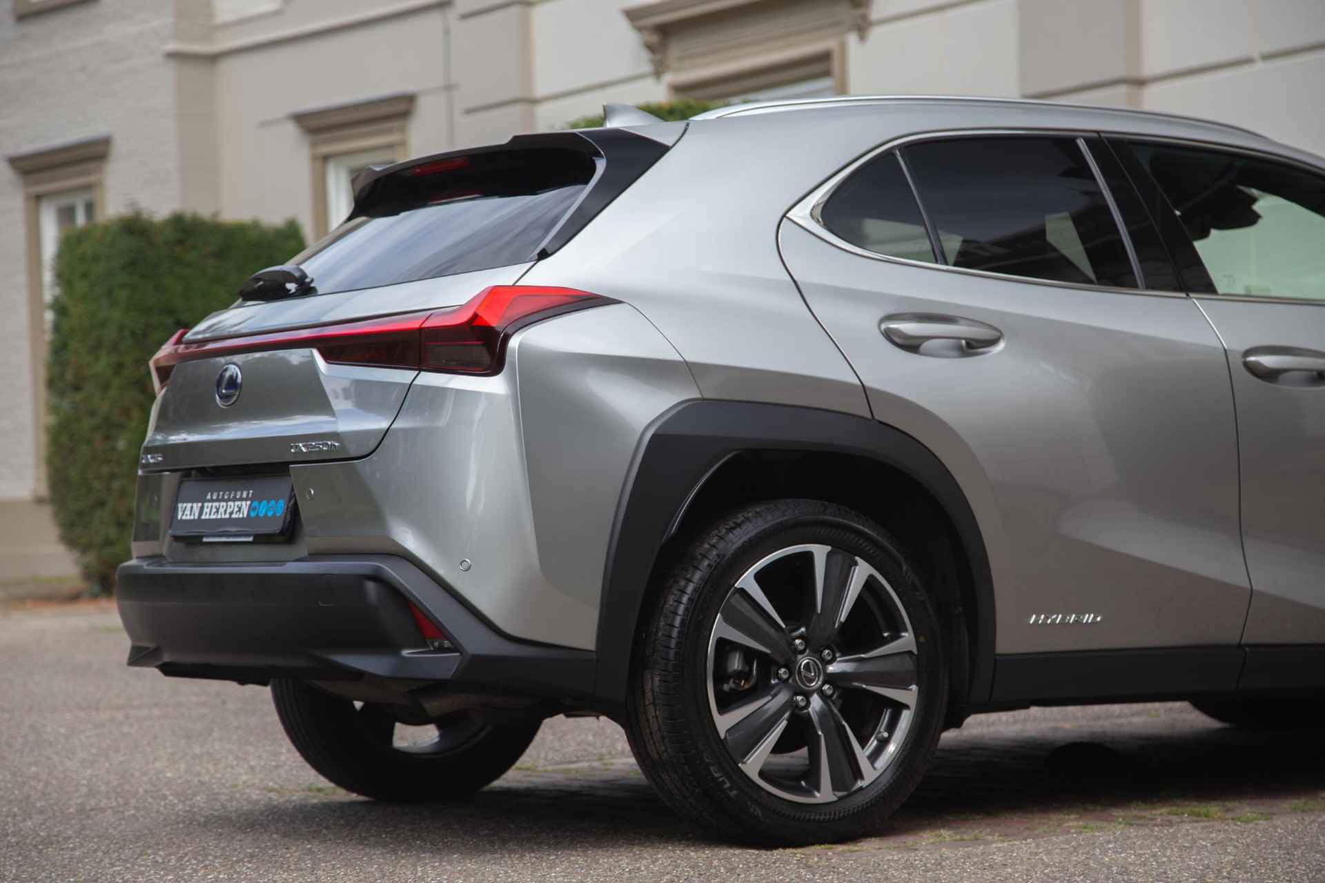 Lexus UX 250h Executive Line Leder | Camera | Stoelverwarming | ACC - 12/51