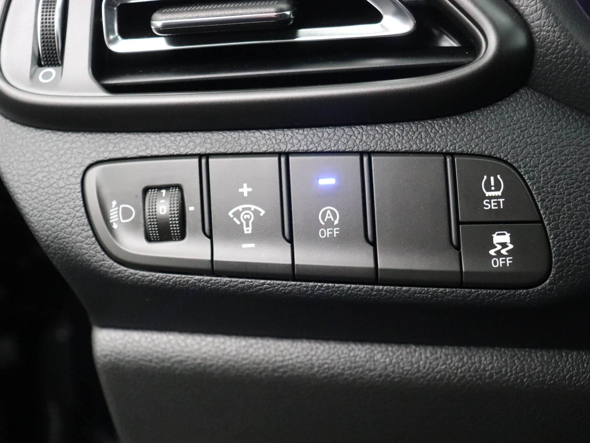 Hyundai i30 1.0 T-GDi 120PK MHEV Comfort Apple Carplay, Camera, Navigatie - 9/24