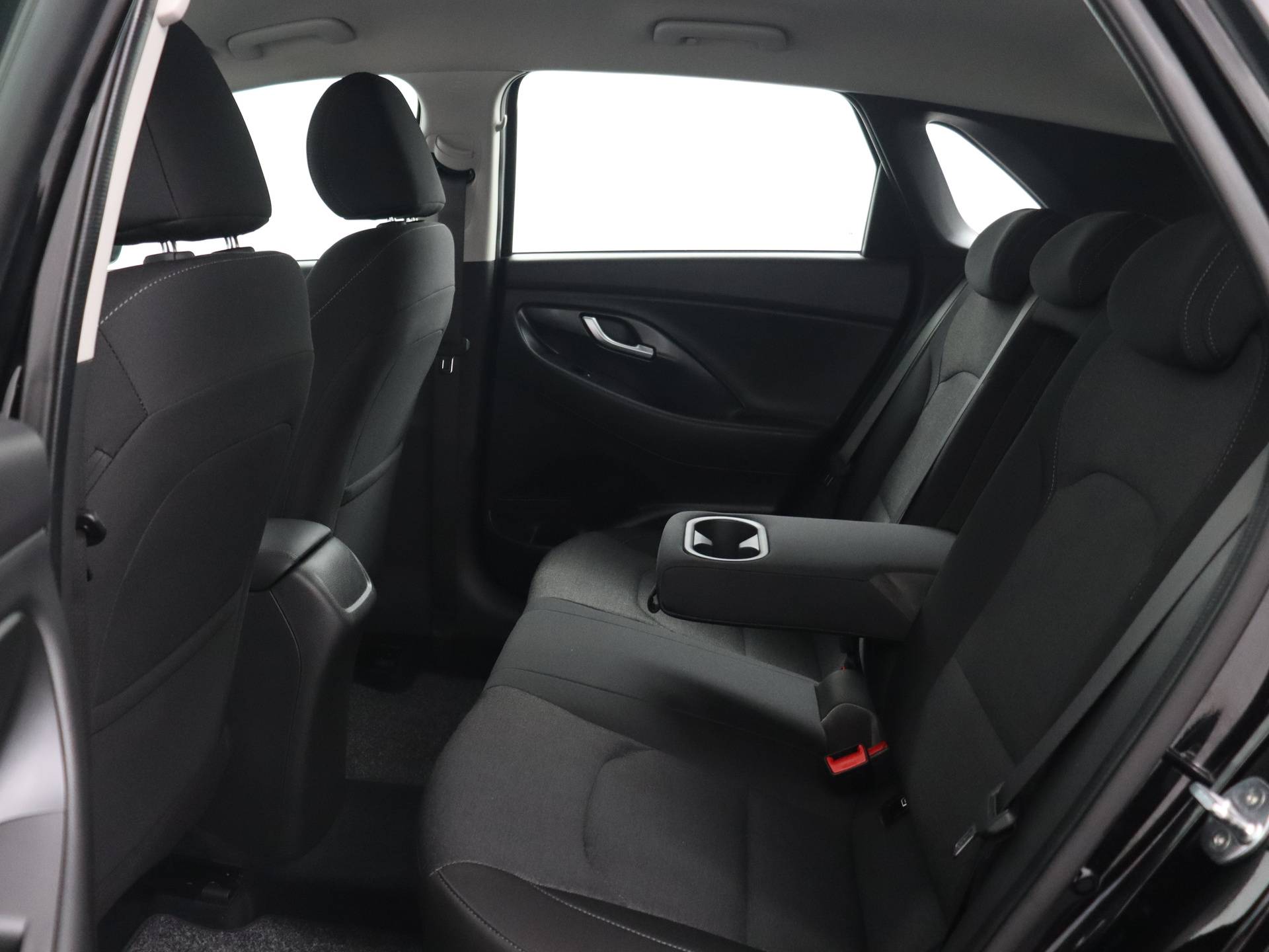 Hyundai i30 1.0 T-GDi 120PK MHEV Comfort Apple Carplay, Camera, Navigatie - 10/24