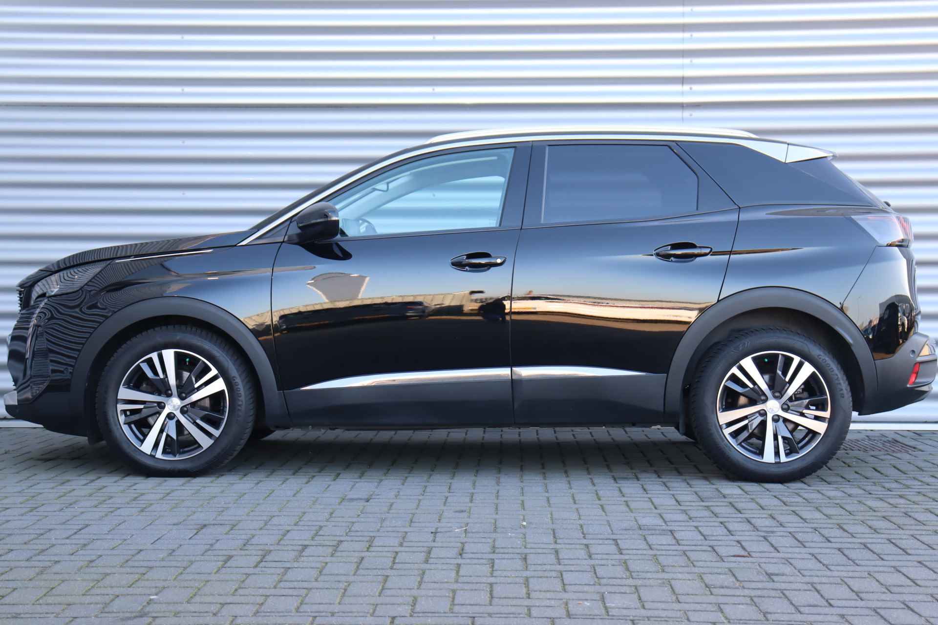 Peugeot 3008 1.2 PURETECH 130PK ALLURE PACK AUTOMAAT / NAVI / LEDER / CLIMA / LED / PDC / 18" LMV / CAMERA / KEYLESS / BLUETOOTH / CRUISECONT - 2/39