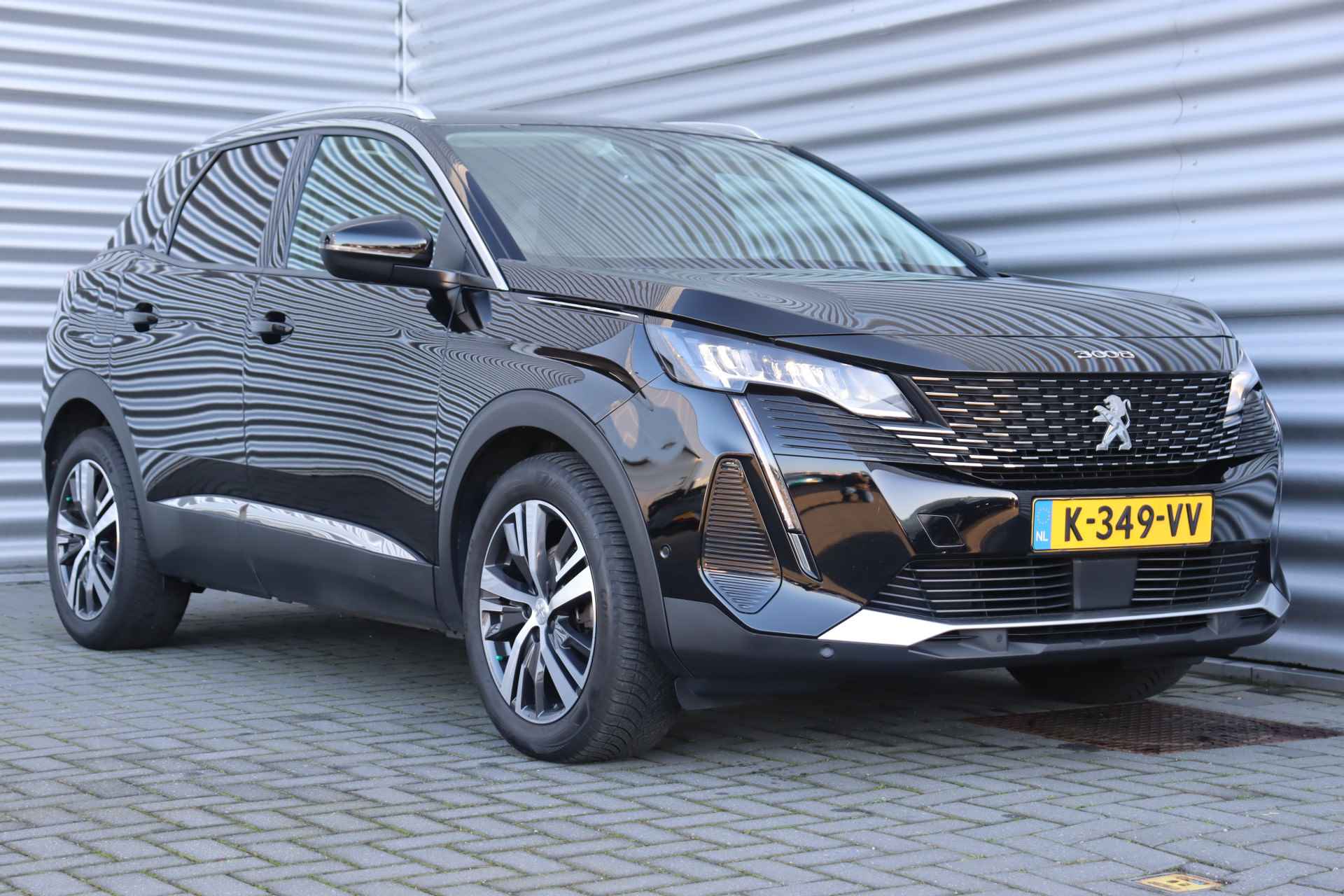 Peugeot 3008 1.2 PURETECH 130PK ALLURE PACK AUTOMAAT / NAVI / LEDER / CLIMA / LED / PDC / 18" LMV / CAMERA / KEYLESS / BLUETOOTH / CRUISECONT - 4/39