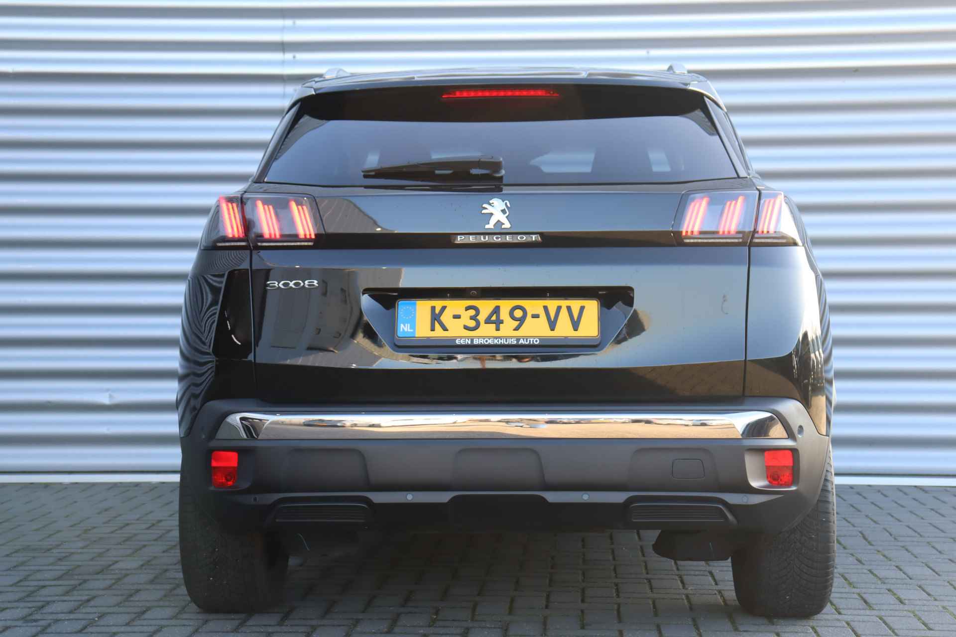 Peugeot 3008 1.2 PURETECH 130PK ALLURE PACK AUTOMAAT / NAVI / LEDER / CLIMA / LED / PDC / 18" LMV / CAMERA / KEYLESS / BLUETOOTH / CRUISECONT - 8/39