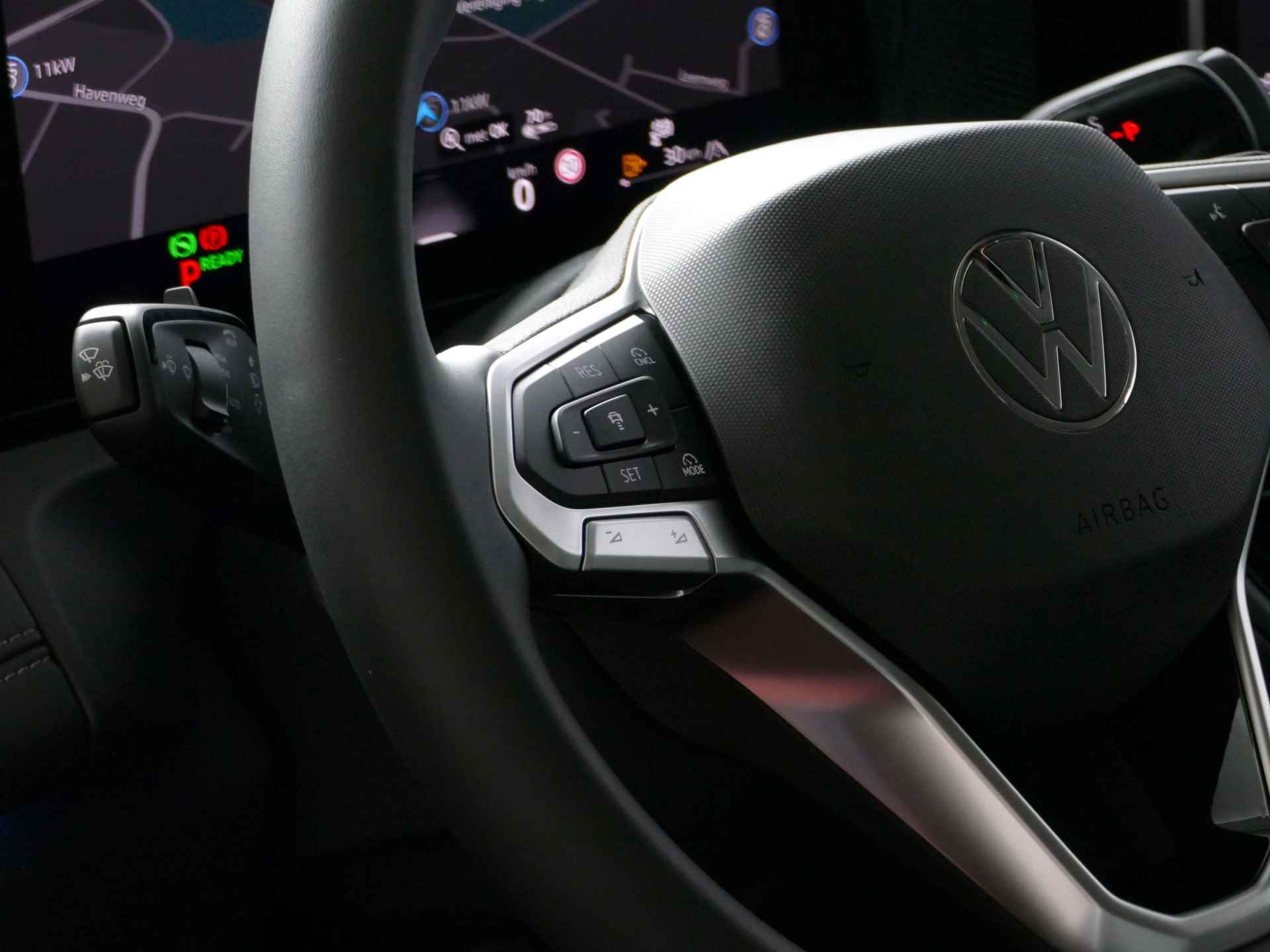 Volkswagen Tiguan 1.5 eTSI 150 BUSINESS EDTION NAVI CAMERA TREKHAAK STOEL/STUUR VERW. COMF.STOEL AMBIENTE LED 3/2024! 70 BIJNA NIEUWE VOLKSWAGEN'S UIT VOORRAAD LEVERBAAR - 15/89