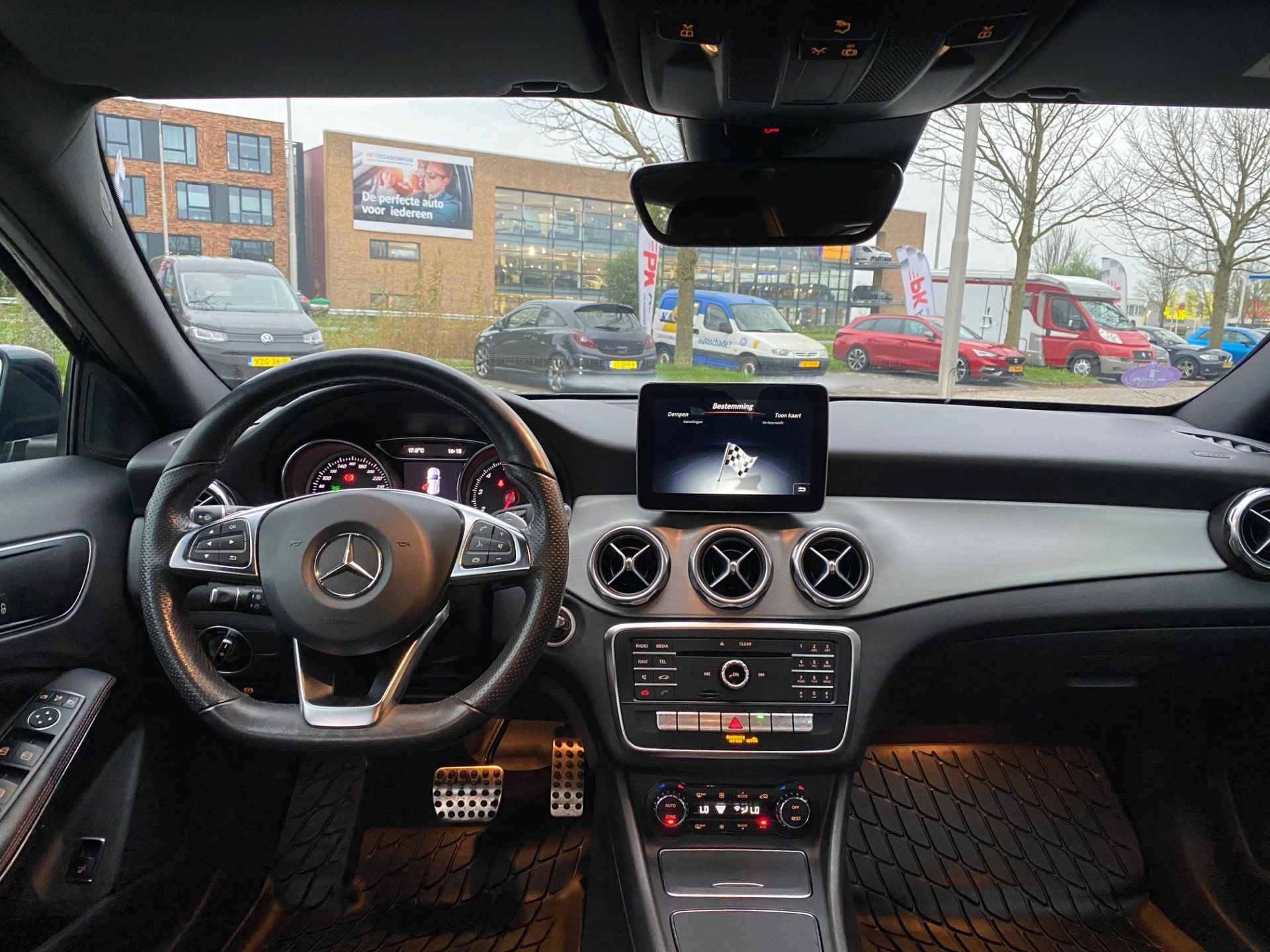 Mercedes-Benz GLA 180 Business Solution AMG | Navi Camera | Cruise | 42.436 km Dealeronderhouden - 20/20