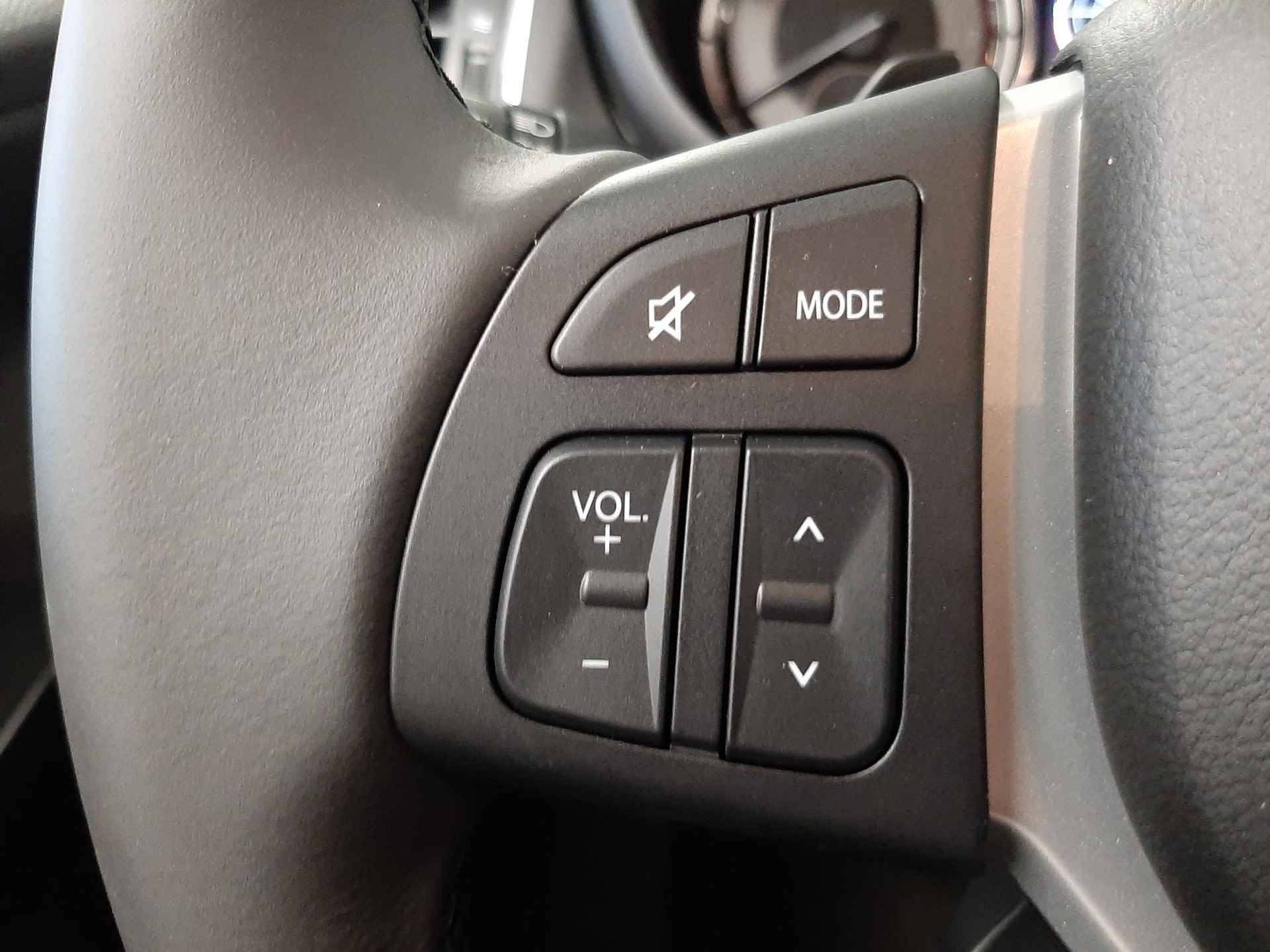 Suzuki S-Cross 1.5 Hybrid Style | Automaat | Climate control | Cruise control adaptive | Navigatie | Keyless entry | Stoelverwarming | parkeersensoren v+a - 15/32