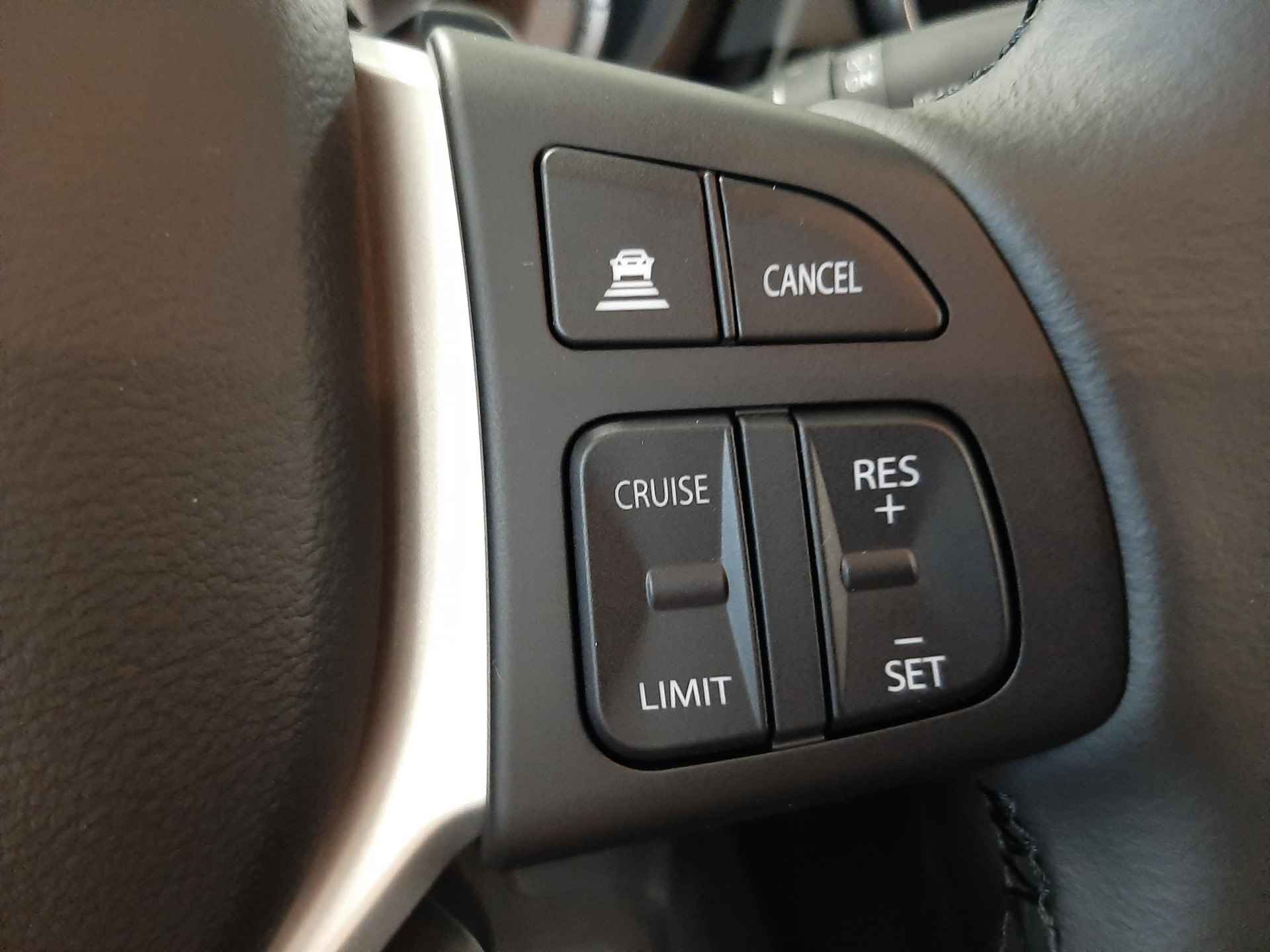 Suzuki S-Cross 1.5 Hybrid Style | Automaat | Climate control | Cruise control adaptive | Navigatie | Keyless entry | Stoelverwarming | parkeersensoren v+a - 16/32