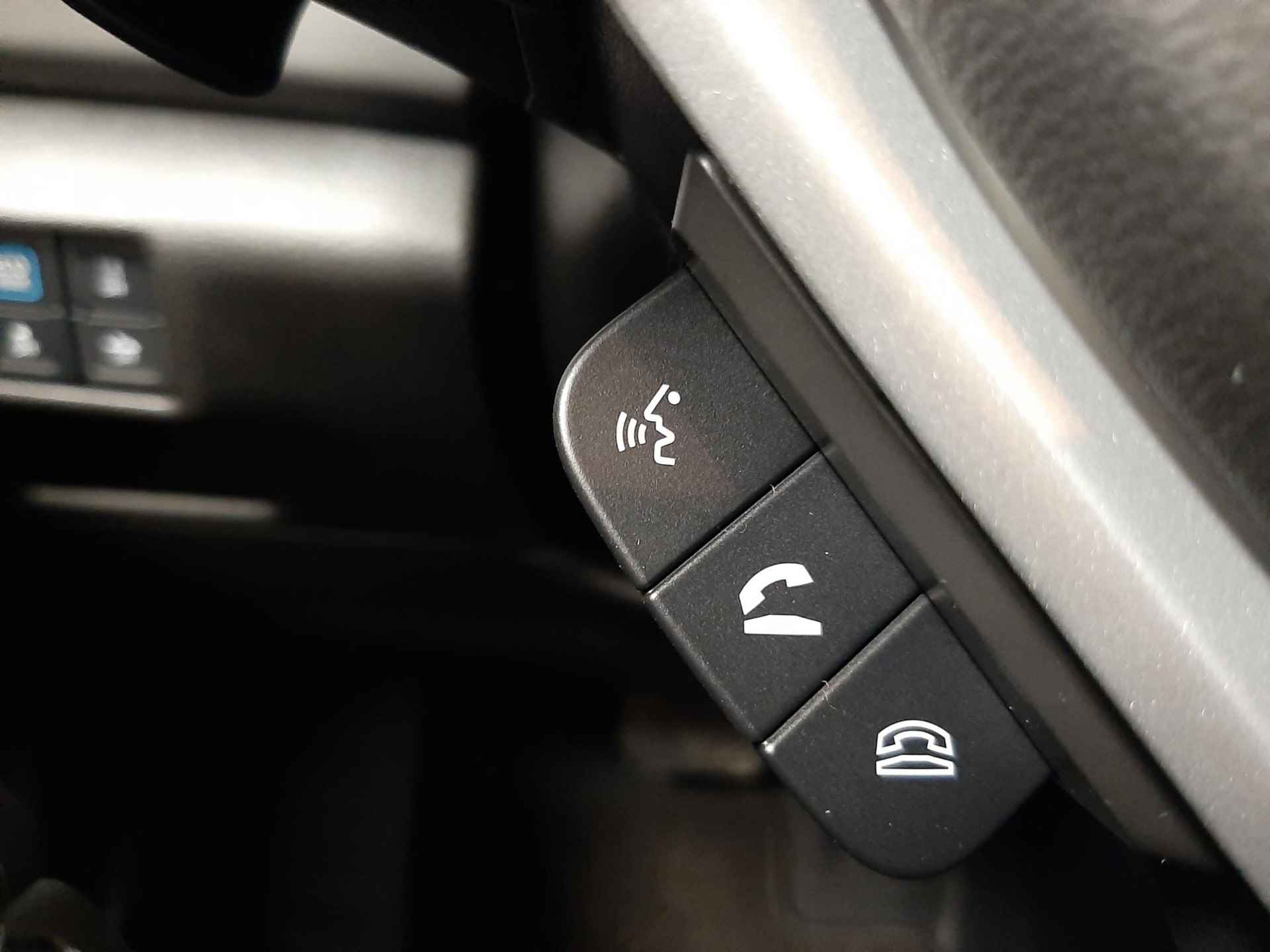 Suzuki S-Cross 1.5 Hybrid Style | Automaat | Climate control | Cruise control adaptive | Navigatie | Keyless entry | Stoelverwarming | parkeersensoren v+a - 17/32