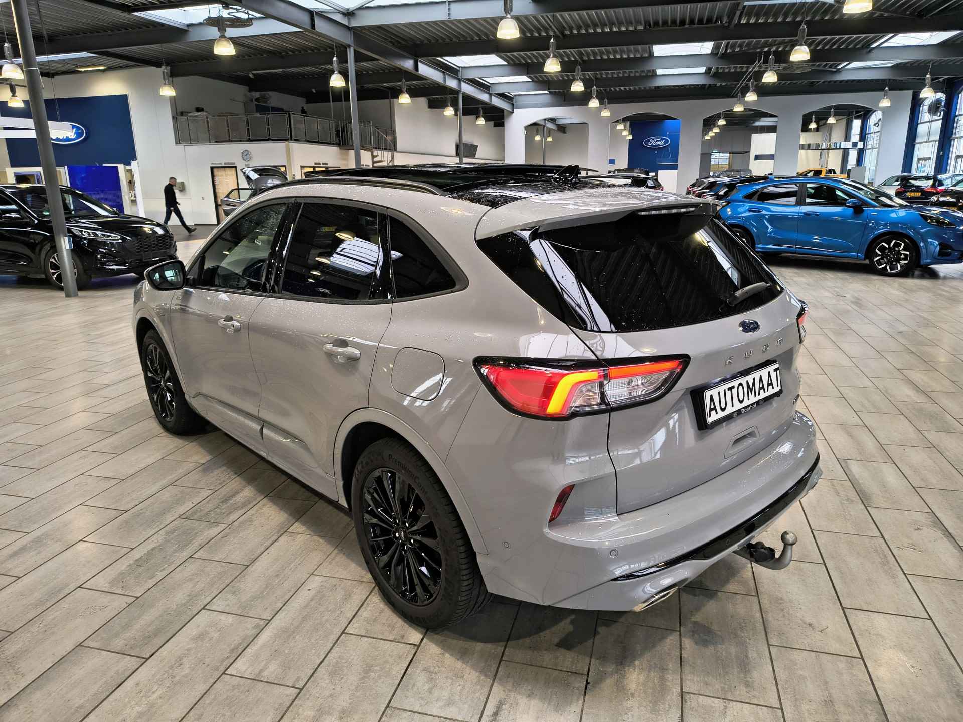 Ford Kuga 2.5 PHEV 225pk Graphite Tech I Pano | Trekhaak | Adapt Cruise | Winter Pack I 2 Camera's | Adapt. LED | fabr. gar. tm 02-2028 - 4/18