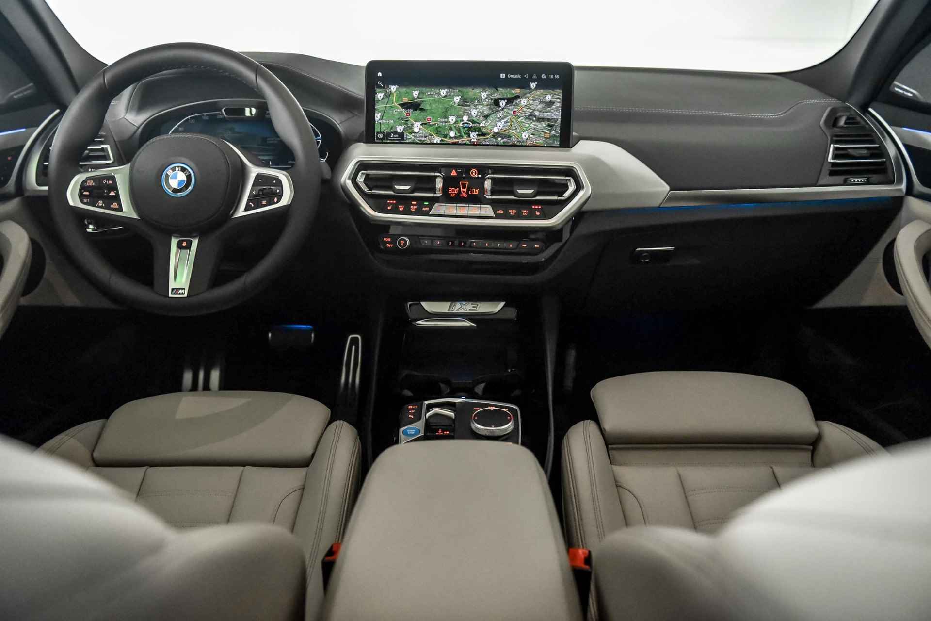BMW iX3 High Executive Edition 80 kWh | Trekhaak met elektrisch wegklapbare kogel | BMW Head-Up Display - 10/22