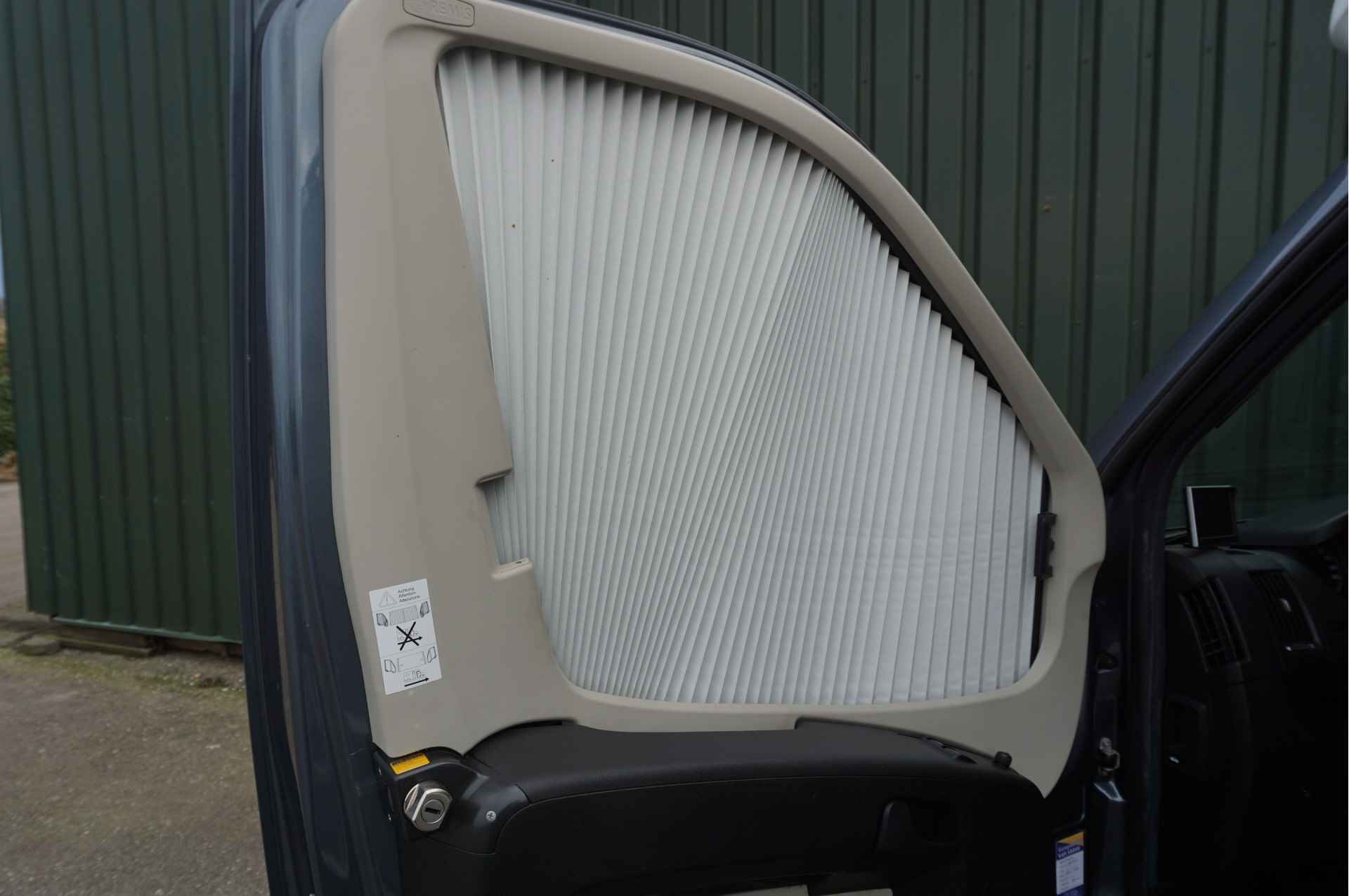 Knaus SunTi 650 LEG 130pk + Enkele bedden/ Camera/ Airco/ Zonnepaneel/ Grote garage/ Cruise/ Euro 5/ Garantie! - 34/51