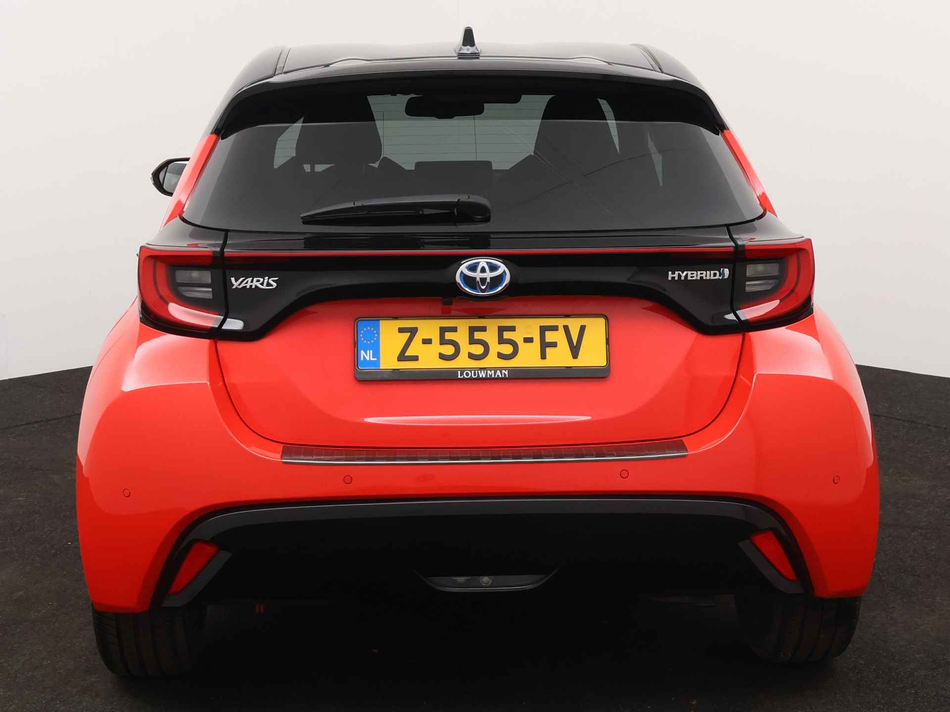 Toyota Yaris 1.5 Hybrid Launch Edition Limited | Parkeersensoren | Stoelverwarming | Apple Carplay & Android Auto | LED | - 30/45