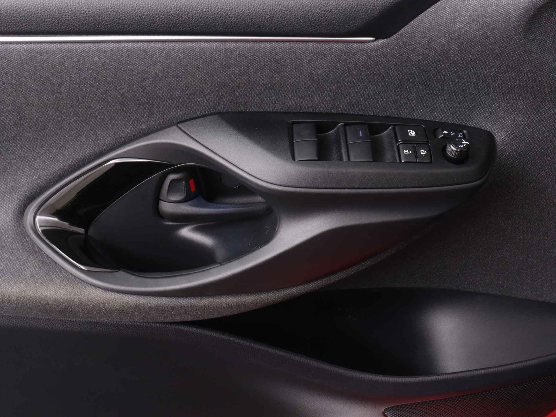 Toyota Yaris 1.5 Hybrid Launch Edition Limited | Parkeersensoren | Stoelverwarming | Apple Carplay & Android Auto | LED | - 33/45