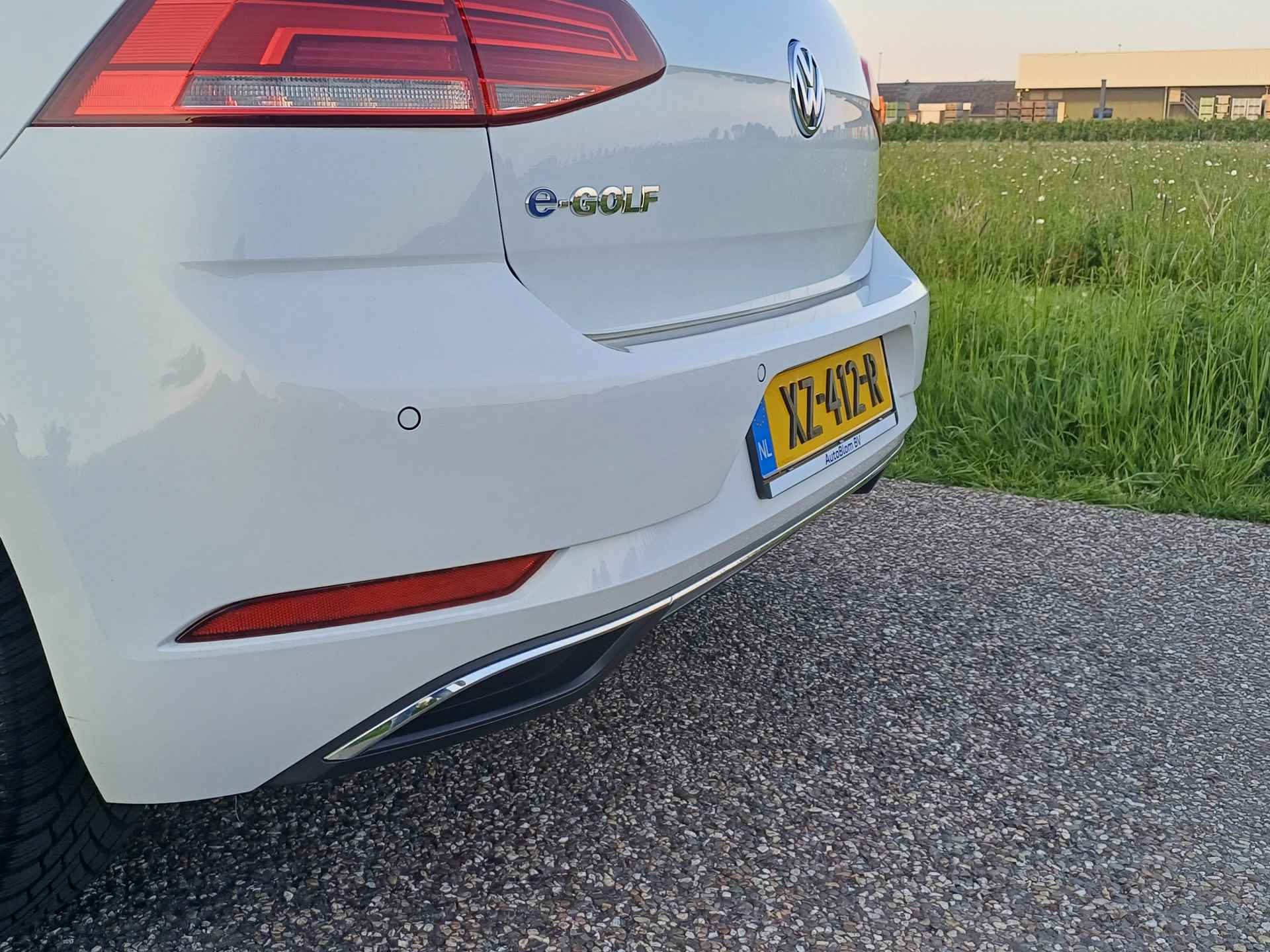 Volkswagen e-Golf e-Golf Digi Dash | Led | Navi | Clima | Parkh V+A | BTW | NL | Goed onderh. - 15/43