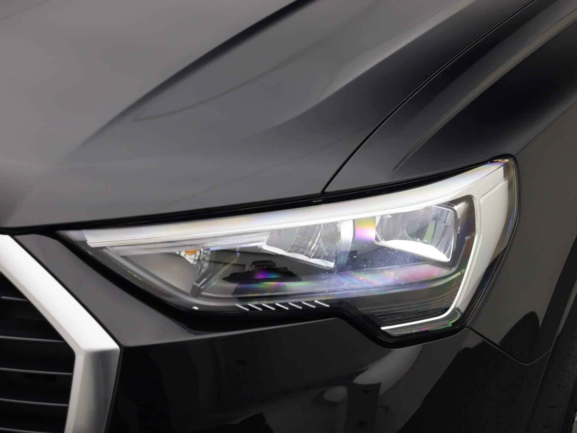 Audi Q3 35 TFSI/150PK S Line · Drive select · Leder/Alcantara · Parkeersensoren + camera - 14/43