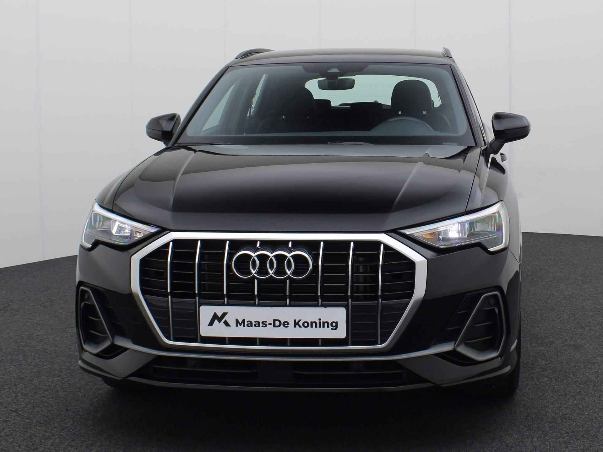 Audi Q3 35 TFSI/150PK S Line · Drive select · Leder/Alcantara · Parkeersensoren + camera - 31/43