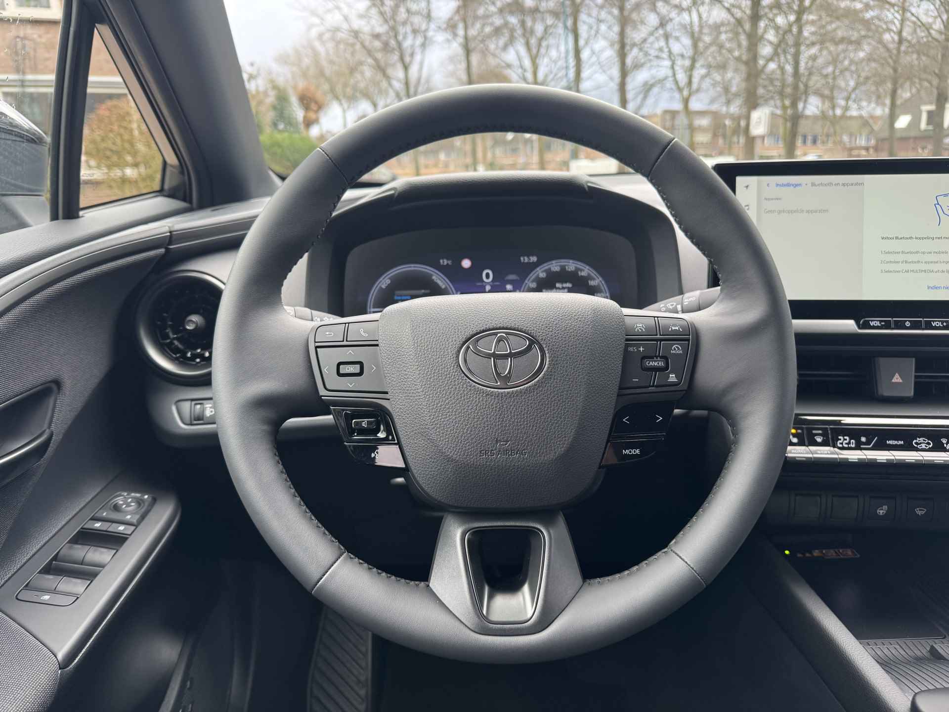 Toyota C-HR 1.8 Hybrid 140 First Edition Dodenhoekdetectie, Navigatie, Parkeersensoren V + A , All-in Rijklaarprijs - 19/23