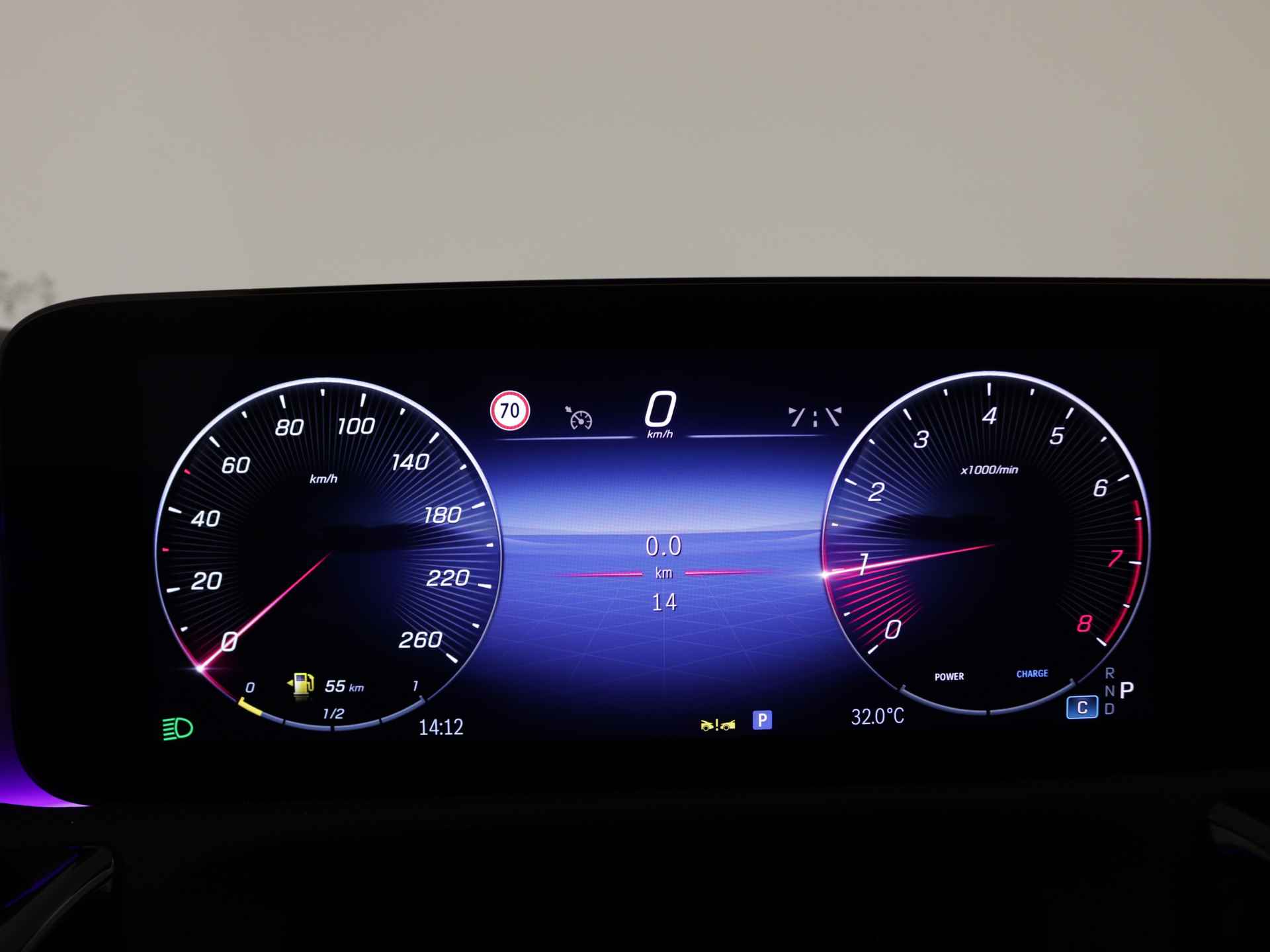 Mercedes-Benz CLA-Klasse Shooting Brake 180 AMG Line | Smartphone-integratie | Head-up display | KEYLESS GO-comfortpakket | Dodehoekassistent |  USB pakket Plus | Stoelverwarming vooraan | - 7/44