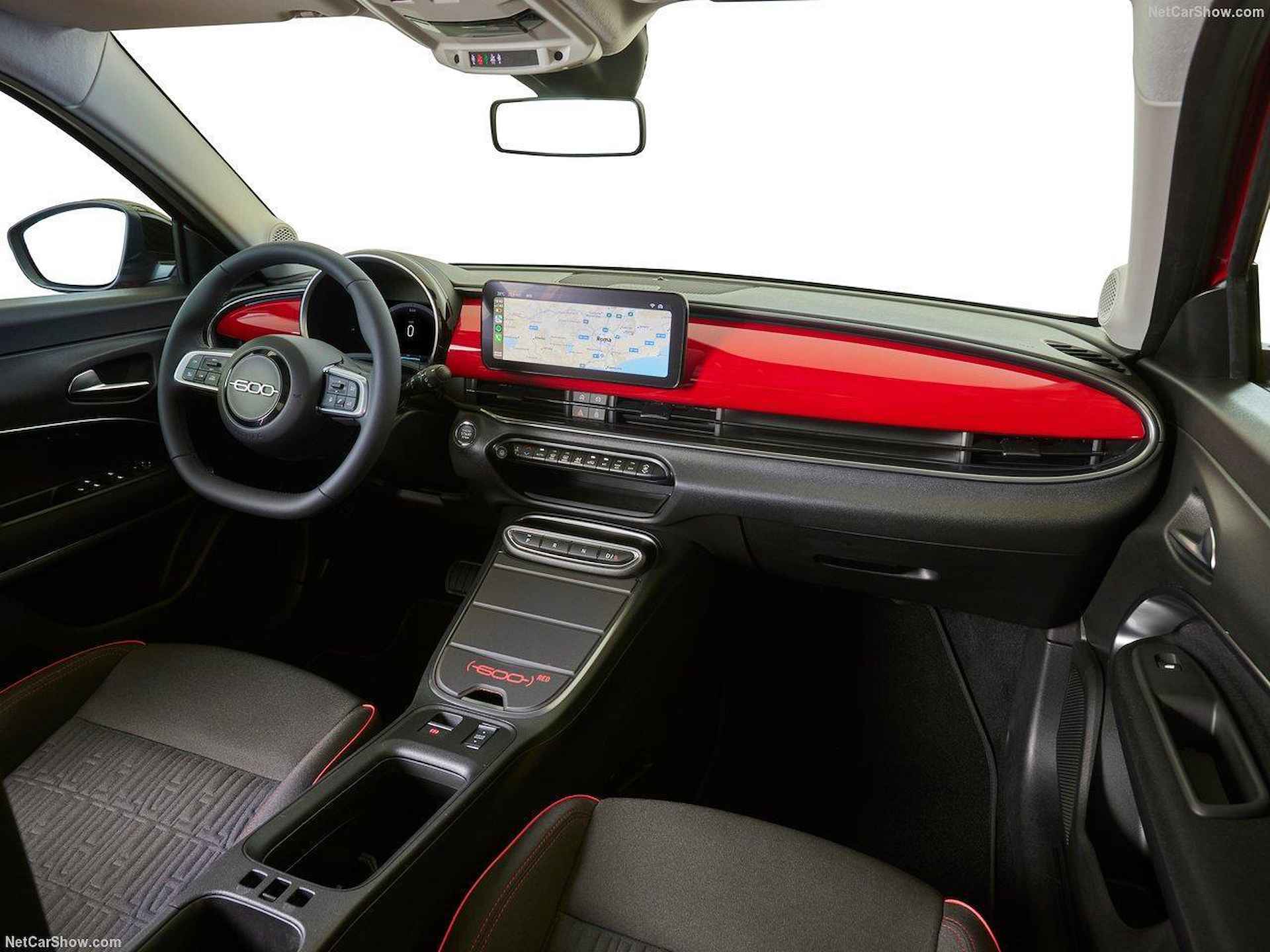 Fiat 600e RED 54 kWh | NIEUW | 100% Elektrisch | Subsidie mogelijk | Adaptieve Cruise Control | Parkeersensoren | Keyless Go - 8/28