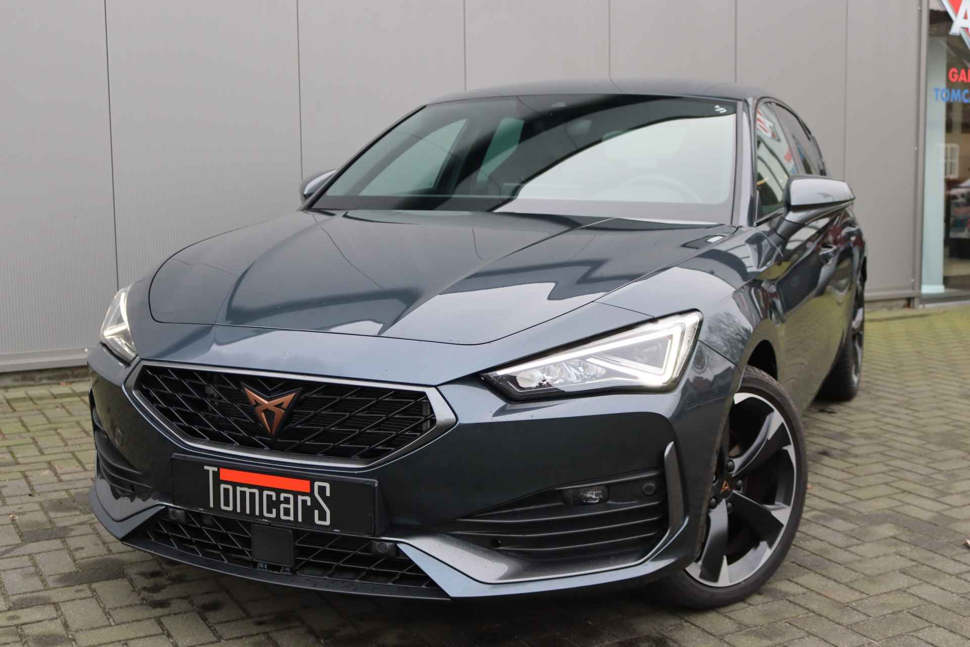 CUPRA Leon 1.4 e-Hybrid PHEV 204PK VZ Performance Navigatie/ Camera/Stoelverwarming/BLISS - 8/38