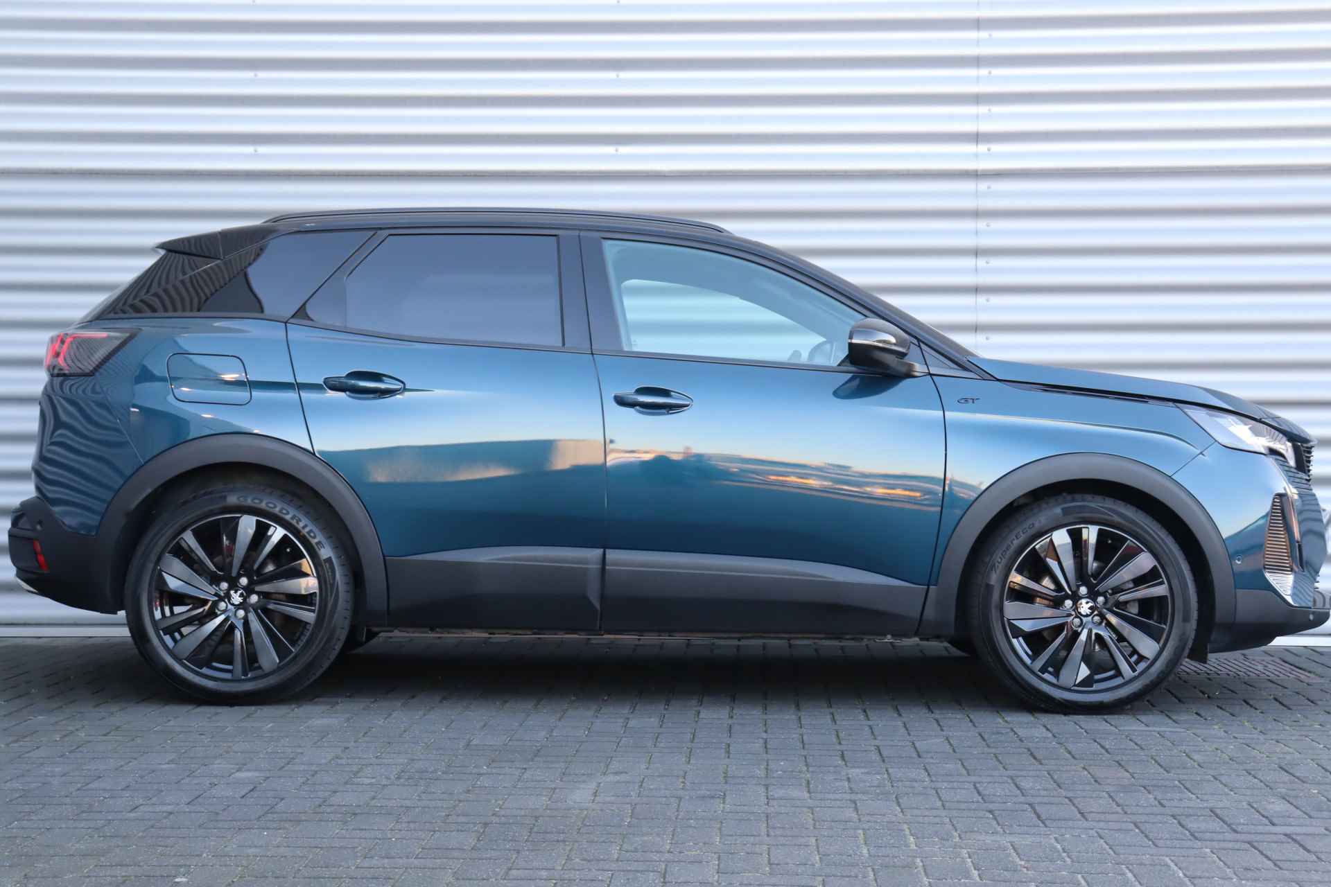 Peugeot 3008 1.6 PURETECH 180PK GT PACK AUTOMAAT / NAVI / CLIMA / PDC / 19" LMV / CAMERA / KEYLESS / FULL-LED / BLACK PACK / AFN. TREKHAAK / - 3/50