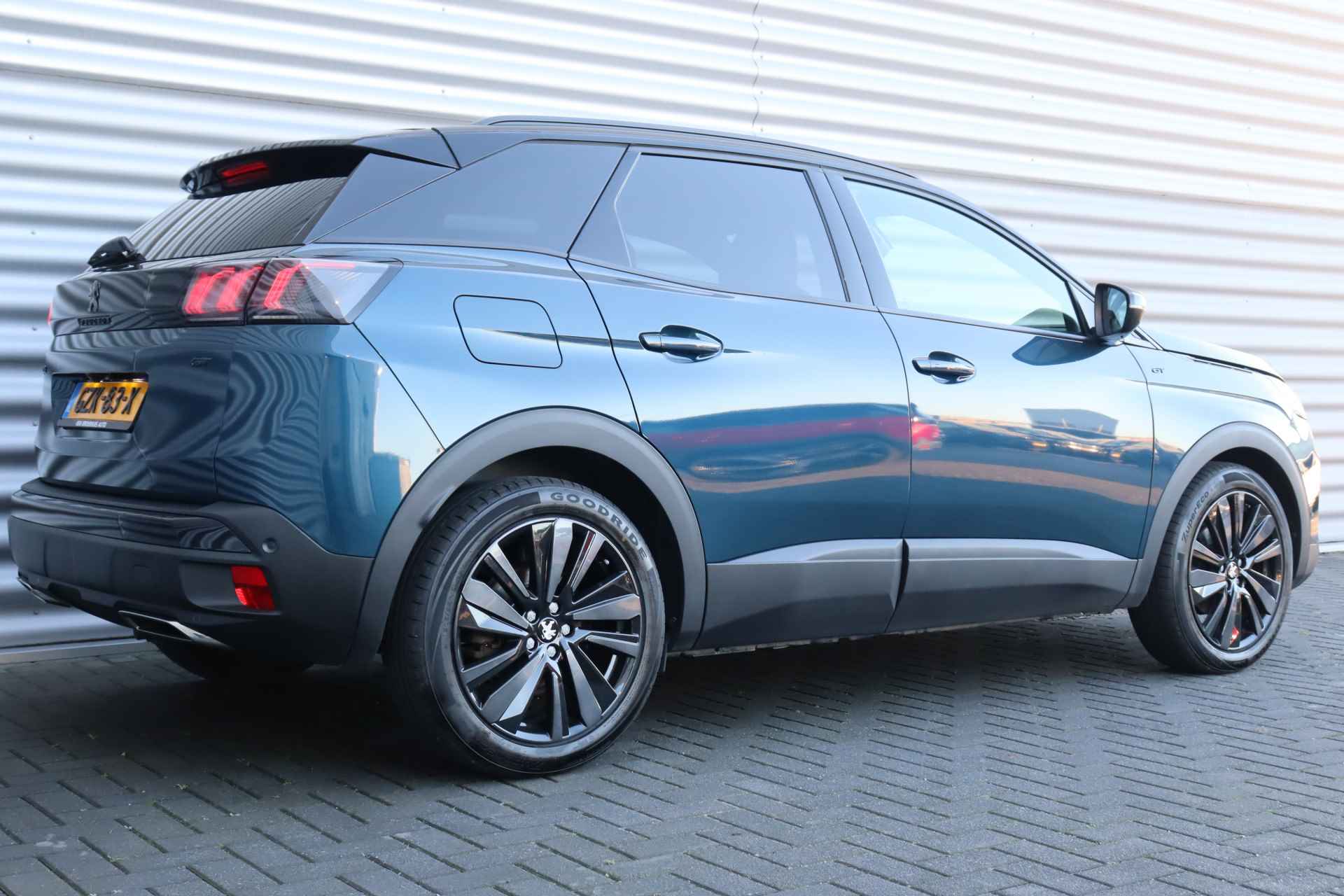 Peugeot 3008 1.6 PURETECH 180PK GT PACK AUTOMAAT / NAVI / CLIMA / PDC / 19" LMV / CAMERA / KEYLESS / FULL-LED / BLACK PACK / AFN. TREKHAAK / - 7/50