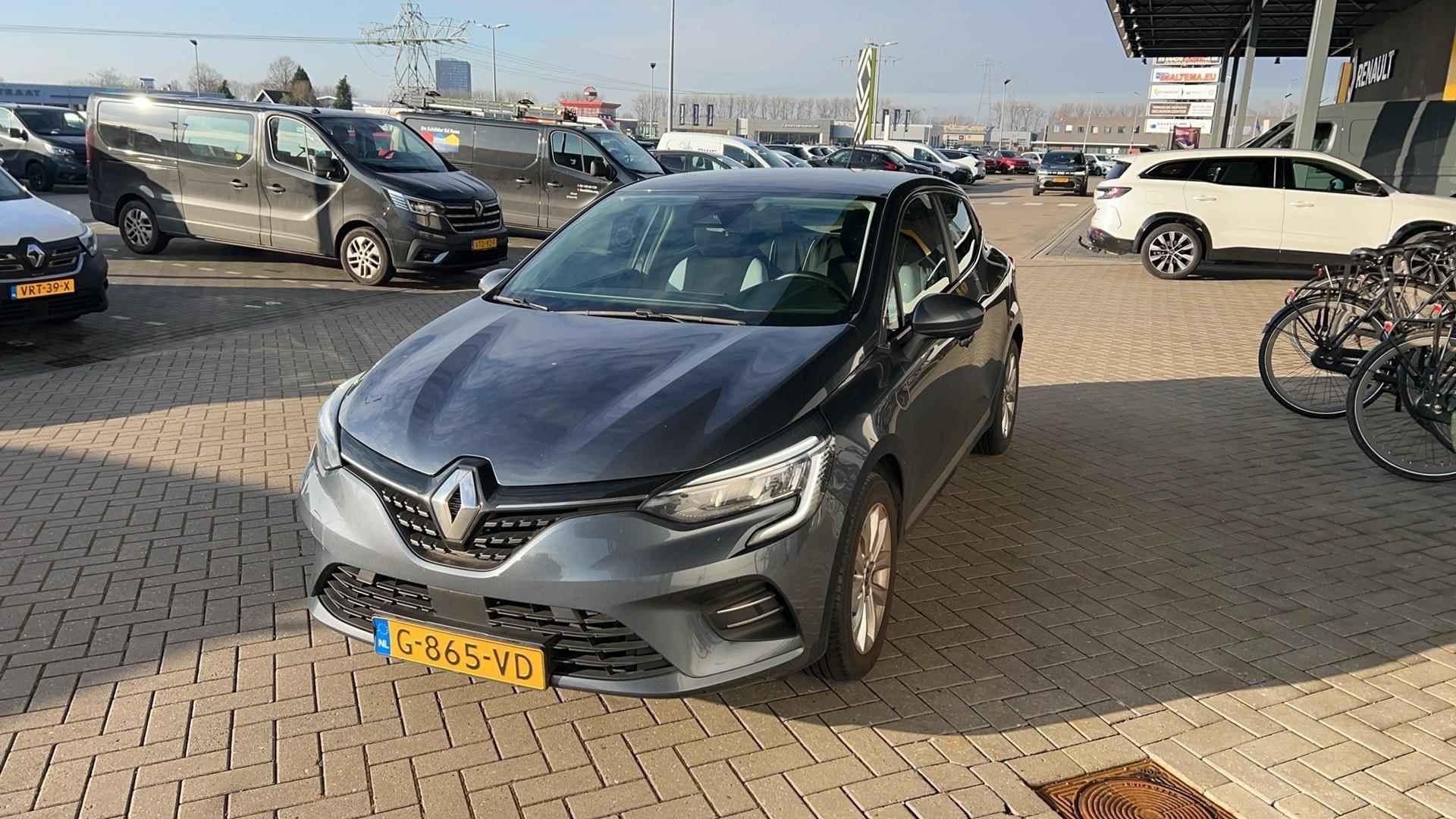 Renault Clio 1.3 TCe Automaat 130 PK Intens - 2/26