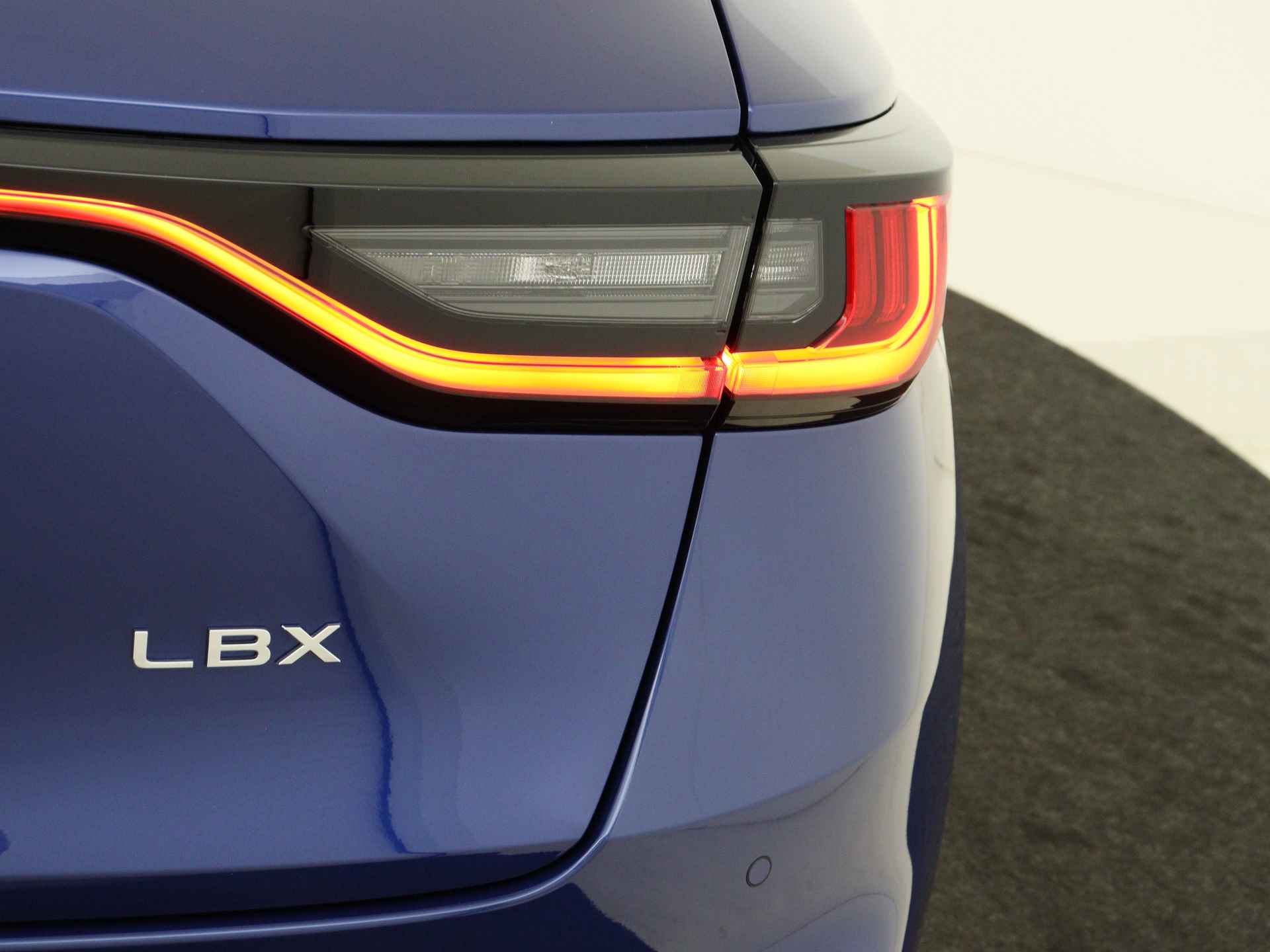 Lexus LBX Elegant 2WD | Mark Levinson | Head Up Display | 360 Camera | - 27/48