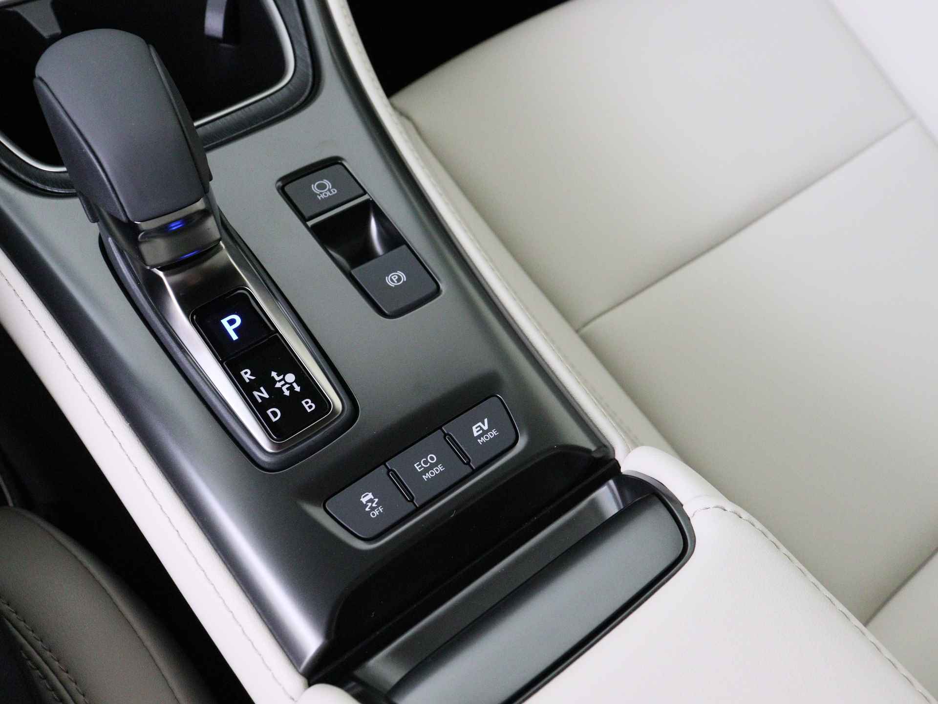 Lexus LBX Elegant 2WD | Mark Levinson | Head Up Display | 360 Camera | - 30/48