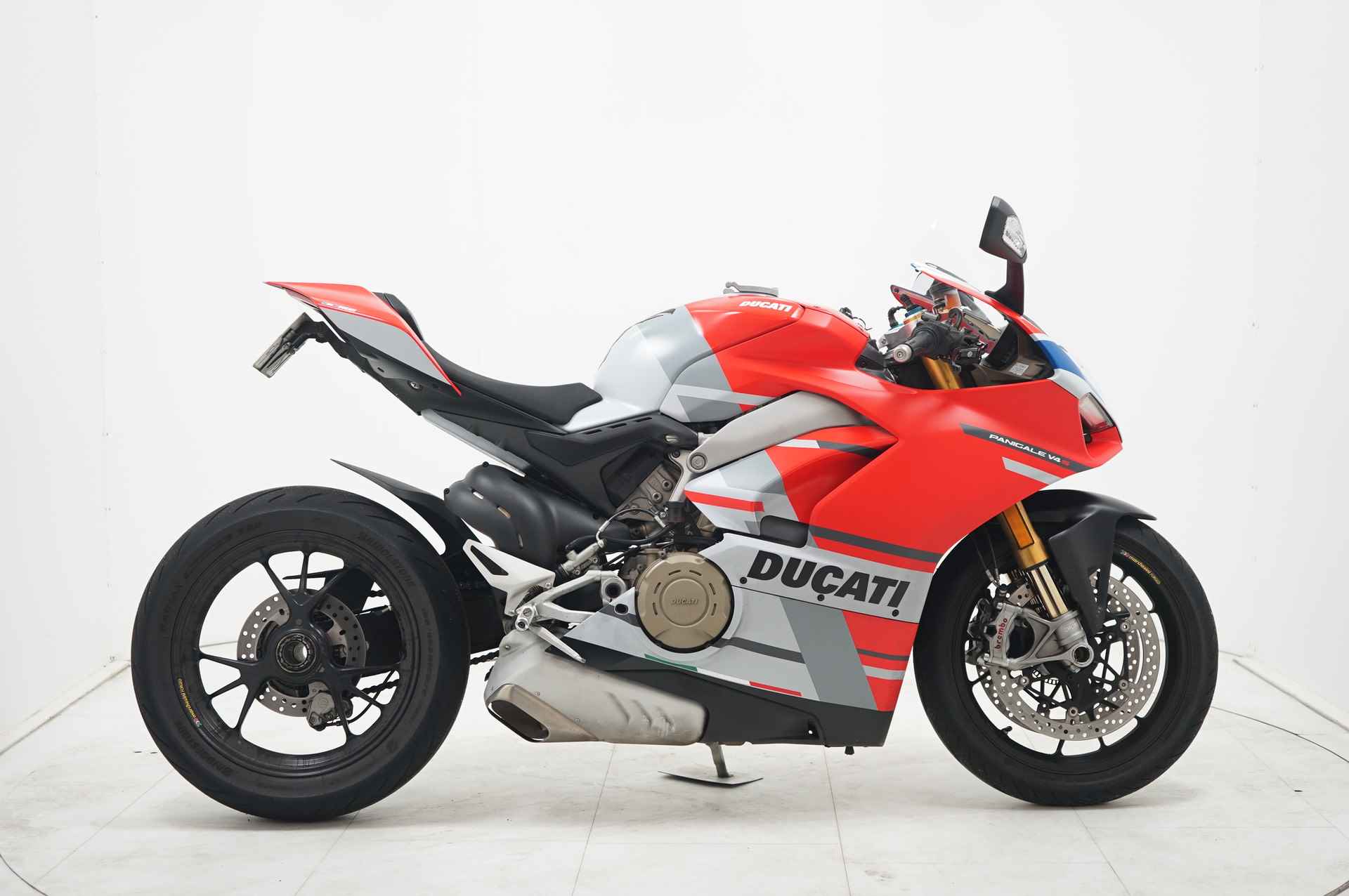Ducati PANIGALE V4S CORSE - 1/16