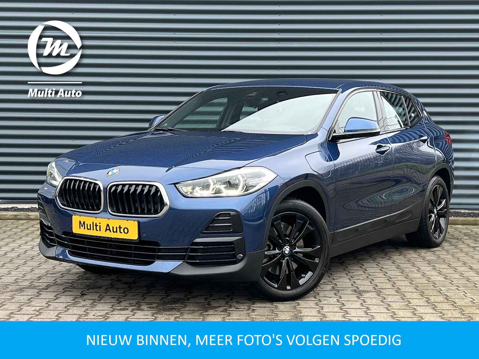 BMW X2 xDrive25e Sport Line Plug in Hybrid PHEV | Carplay | LED | Head-up Display | Sportstoelen Verwarmd | Sfeerverlichting |