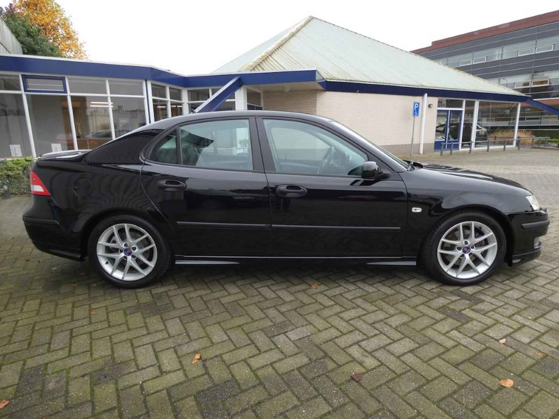 Saab 9-3 Sport Sedan 2.0T Aero Automaat 1 JAAR BOVAG GARANTIE - 7/21