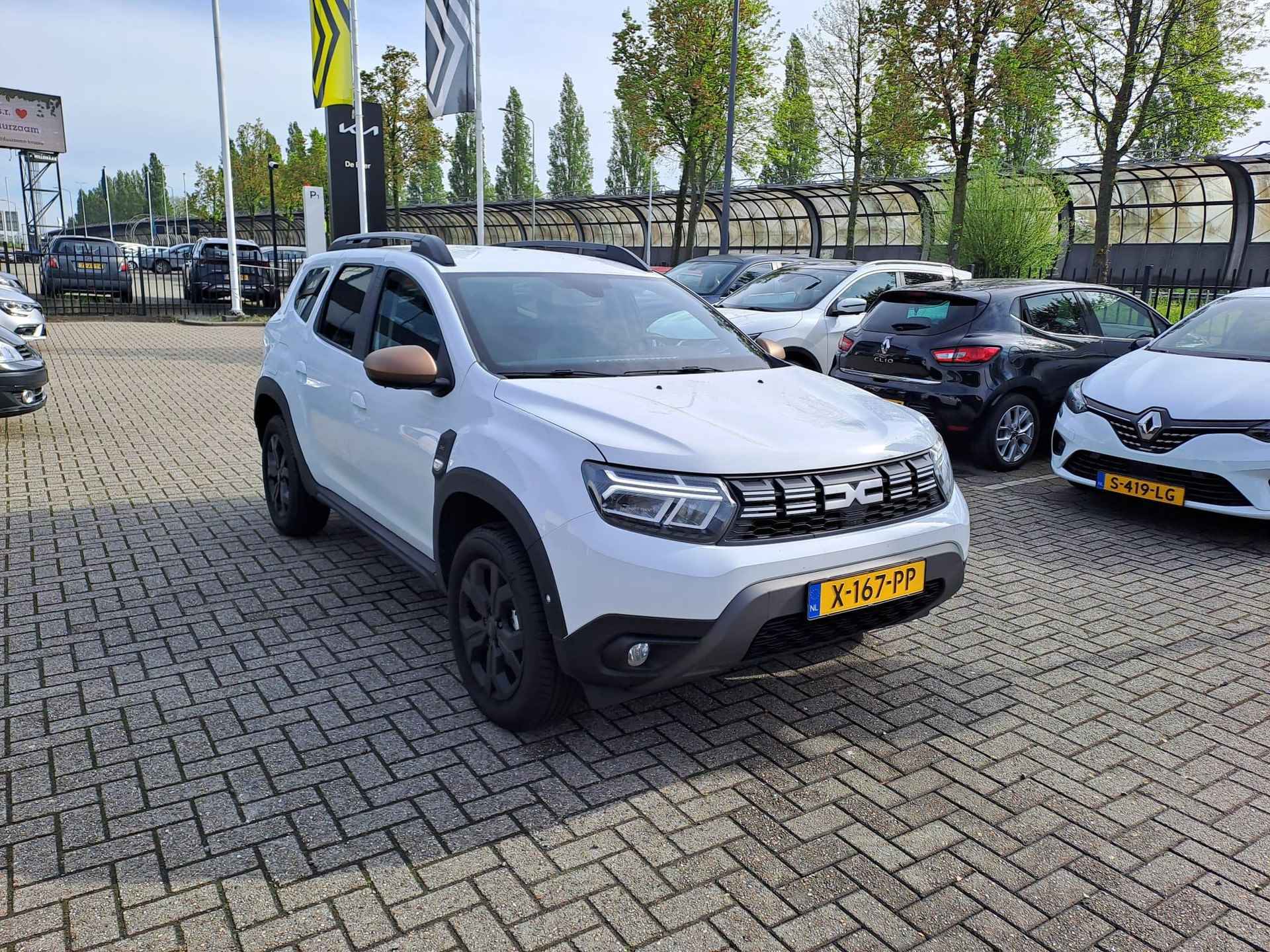 Dacia Duster 1.3 TCe 130 Extreme - 2/6