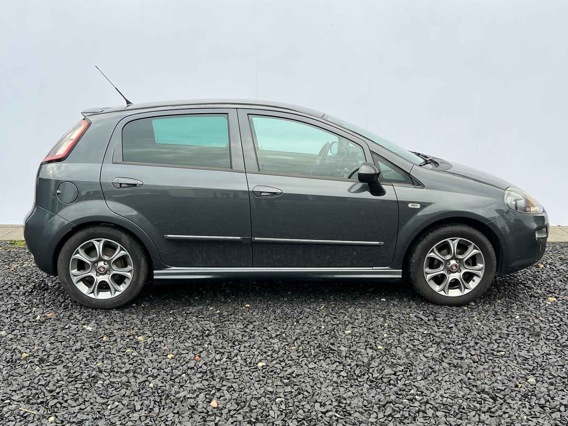 Fiat Punto Evo 1.3 M-Jet Lounge - 9/27