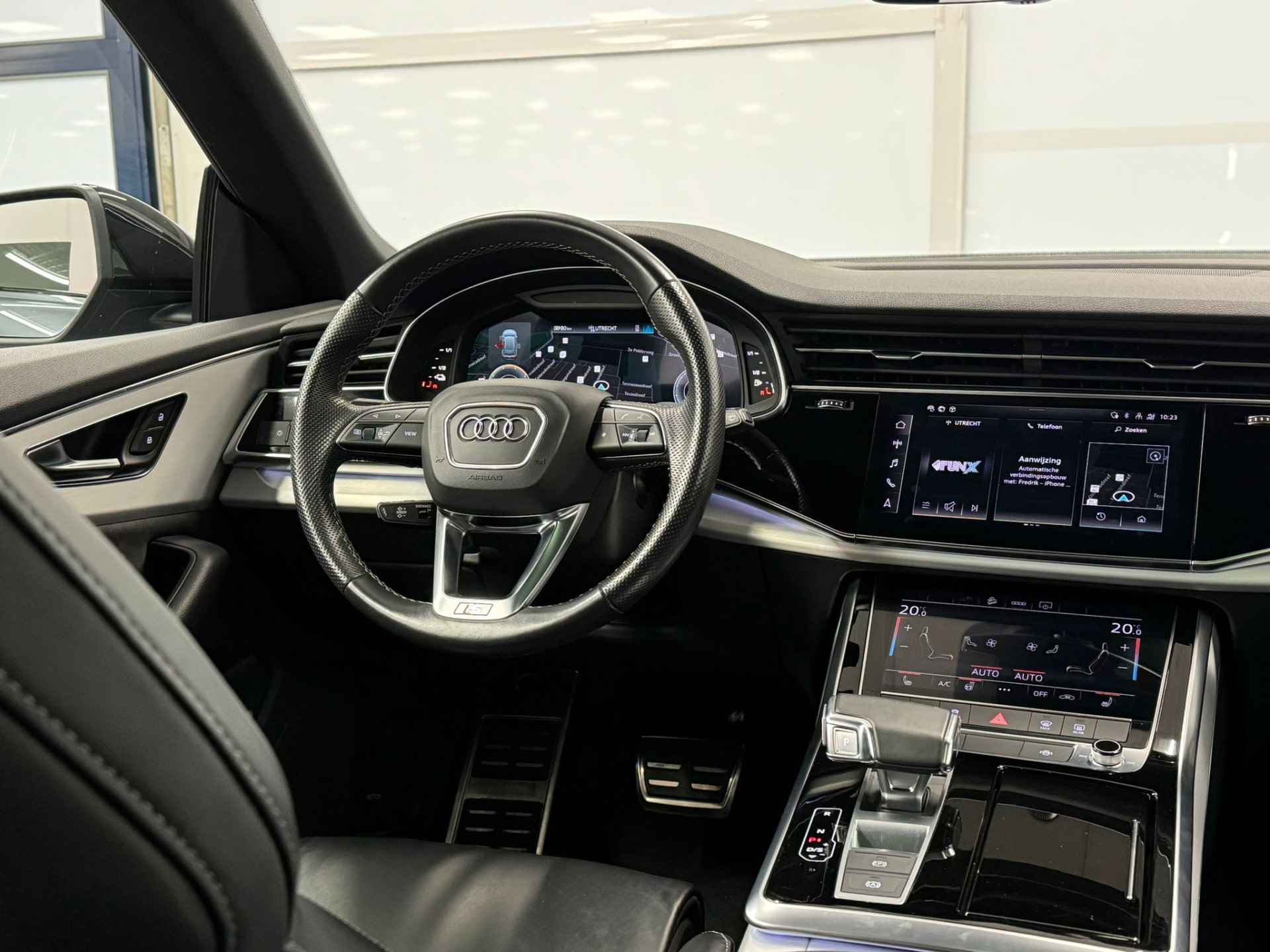 Audi Q8 60 TFSI e quattro Pro Line S Competition | Panoramadak | Valcona leder | Elekt. Stoelen | Stoelverwarming | Trekhaak | 22" wiele - 18/54