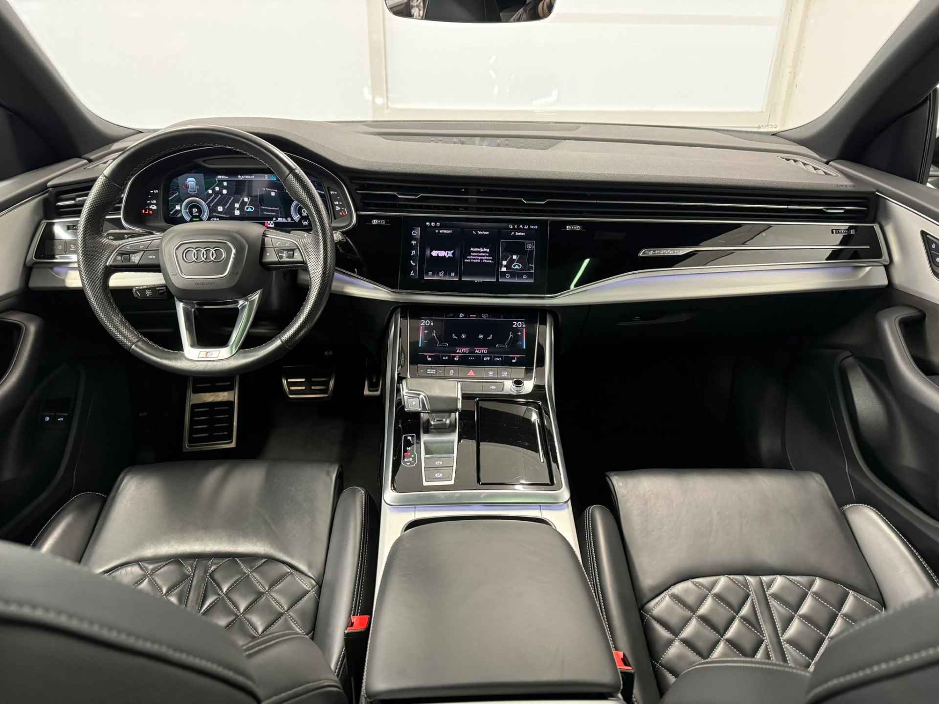 Audi Q8 60 TFSI e quattro Pro Line S Competition | Panoramadak | Valcona leder | Elekt. Stoelen | Stoelverwarming | Trekhaak | 22" wiele - 35/54