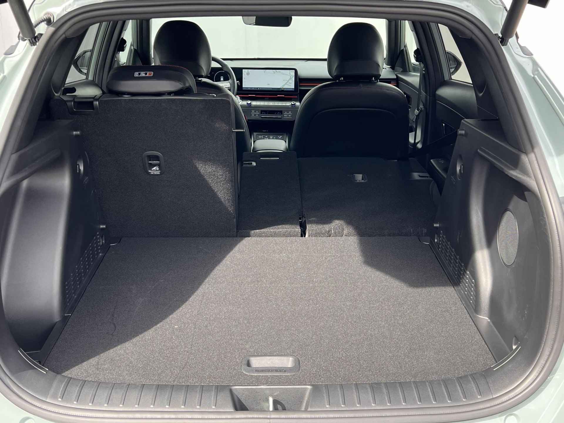 Hyundai Kona 1.6 GDI HEV N Line Automaat / Navigatie Bluelink / Apple Carplay Android / Stuur- stoel- en achterbankverwarming / Camera 360° / - 32/66