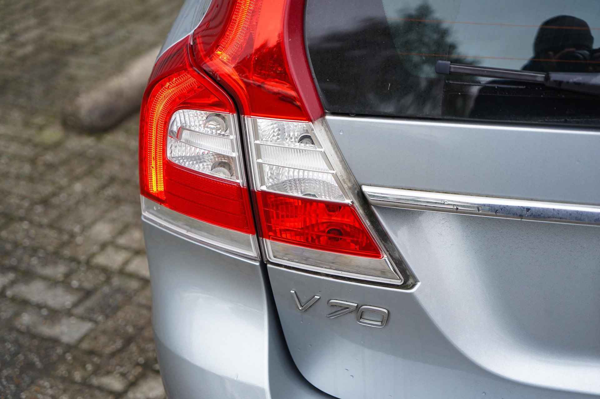 Volvo V70 1.6 T4 Nordic+ | Standkachel | Leder bekleding | LM Velgen | Trekhaak | - 7/27