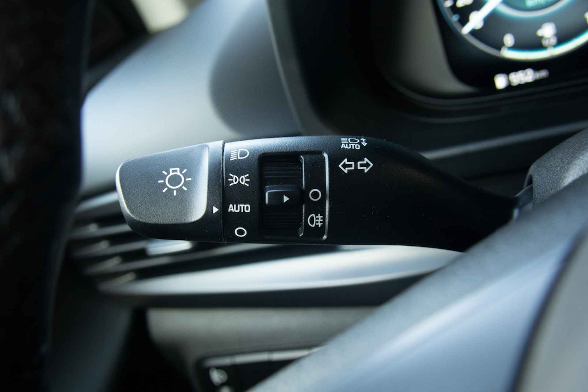 Hyundai i20 1.0 T-GDI Comfort Smart | Navigatie | Camera | Two Tone - 24/46