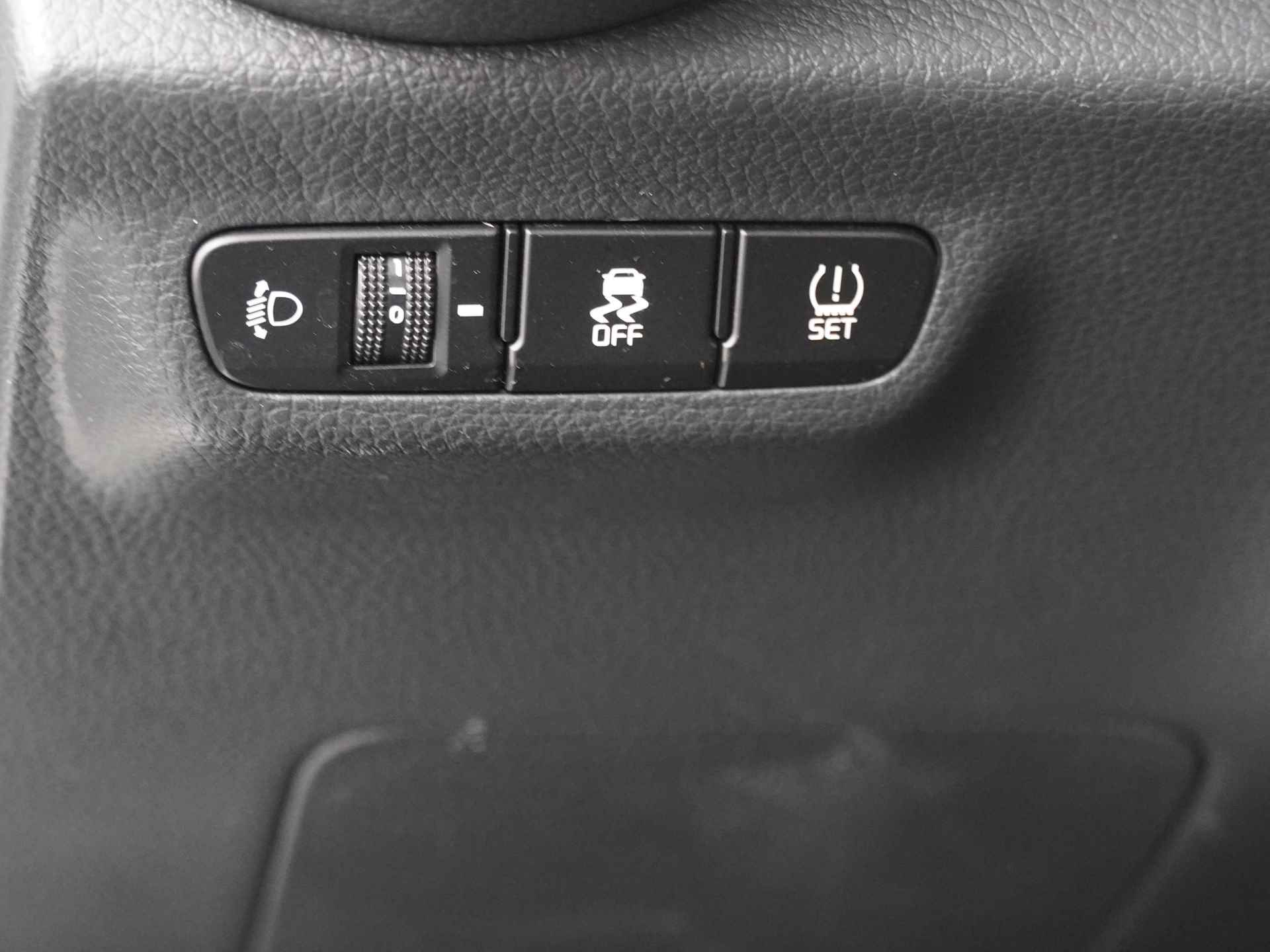 Kia Picanto 1.0 DPi DynamicLine - Apple CarPlay / Android Auto - Cruise Control - Airco - Elektrische ramen - Fabrieksgarantie tot 03-2029 - 24/48