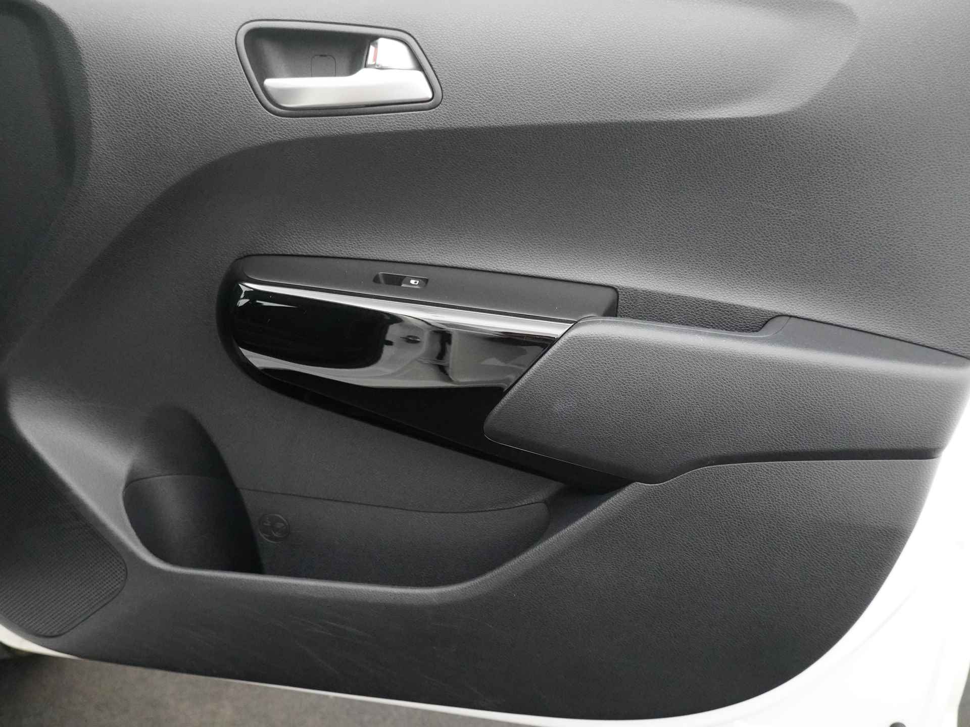 Kia Picanto 1.0 DPi DynamicLine - Apple CarPlay / Android Auto - Cruise Control - Airco - Elektrische ramen - Fabrieksgarantie tot 03-2029 - 45/48
