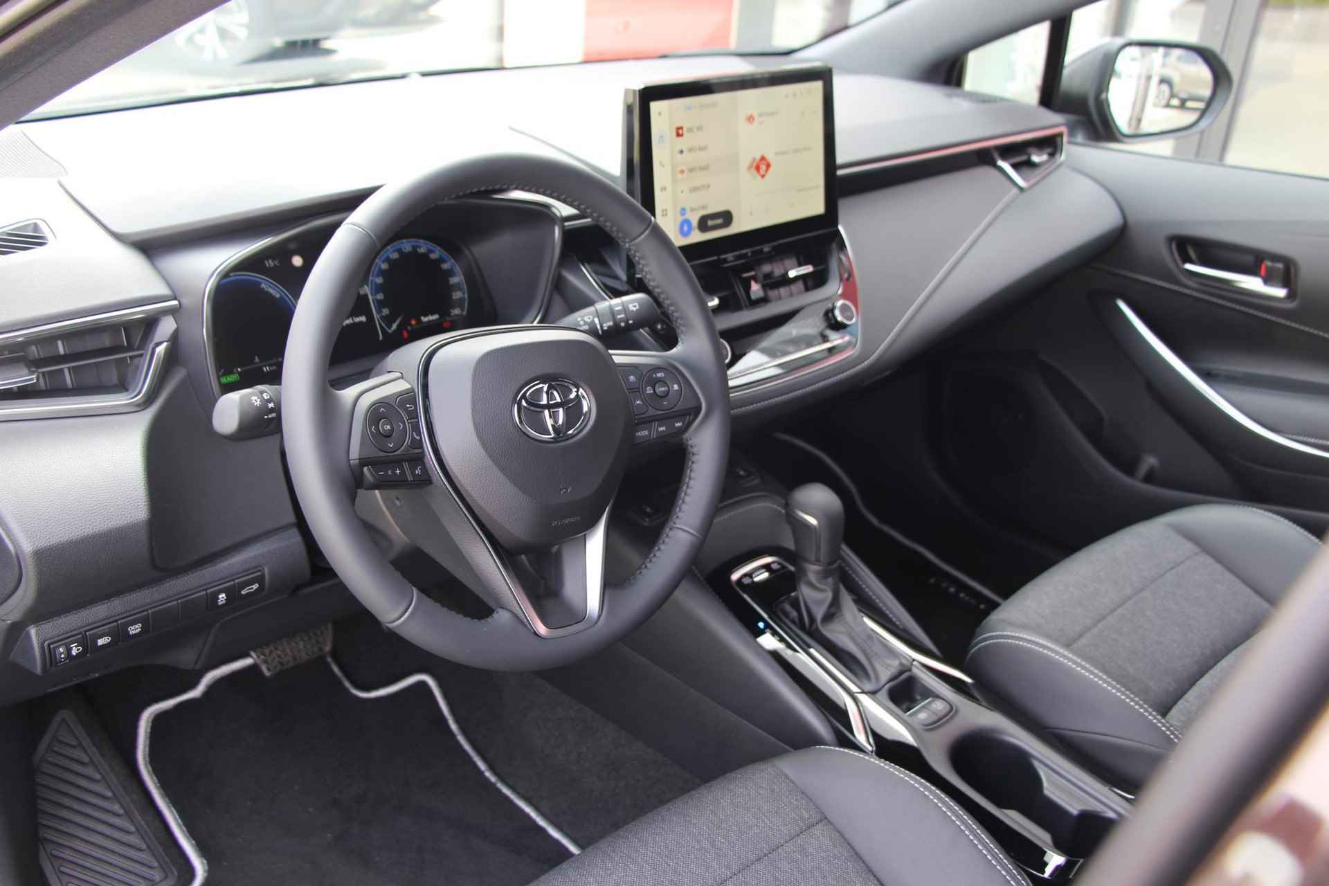 Toyota Corolla Touring Sports 1.8 Hybrid First Edition || NIEUWE AUTO || - 13/47