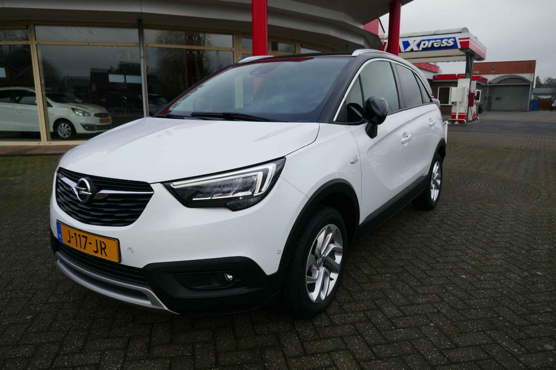 OPEL Crossland X 1.2 T. INNOVATION  110PK/CAMERA/NAVIGATIE/PARKEER V+A - 2/37