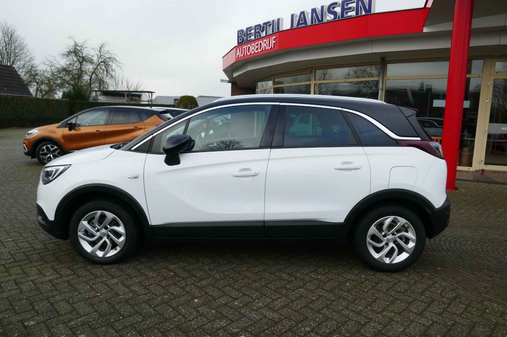 OPEL Crossland X 1.2 T. INNOVATION  110PK/CAMERA/NAVIGATIE/PARKEER V+A - 7/37