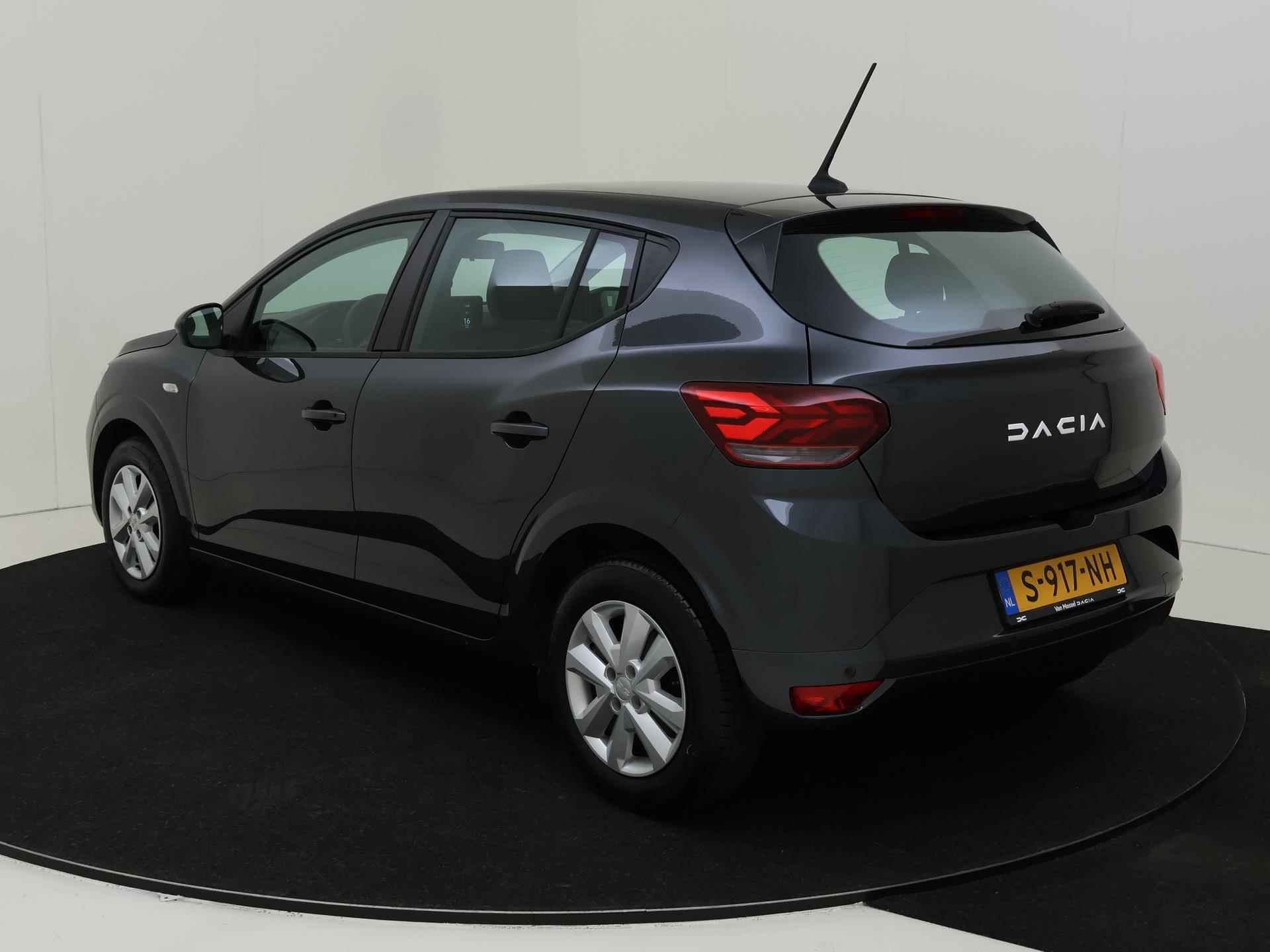 Dacia Sandero TCe 90 Expression | Navigatie | Parkeersensoren | Licht- en regensensor | Airconditioning | Apple Carplay & Android Auto - 7/24