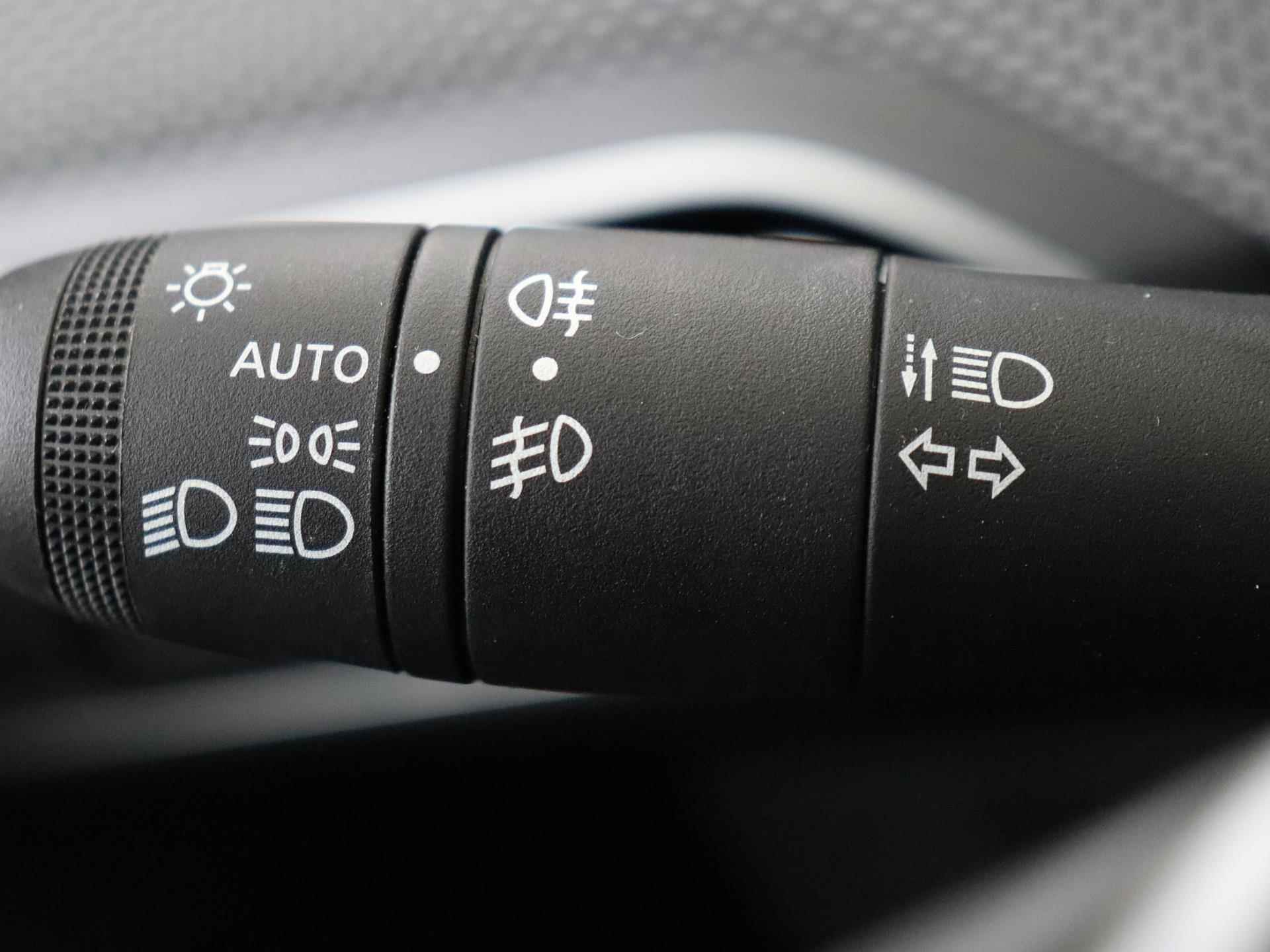 Dacia Sandero TCe 90 Expression | Navigatie | Parkeersensoren | Licht- en regensensor | Airconditioning | Apple Carplay & Android Auto - 20/24