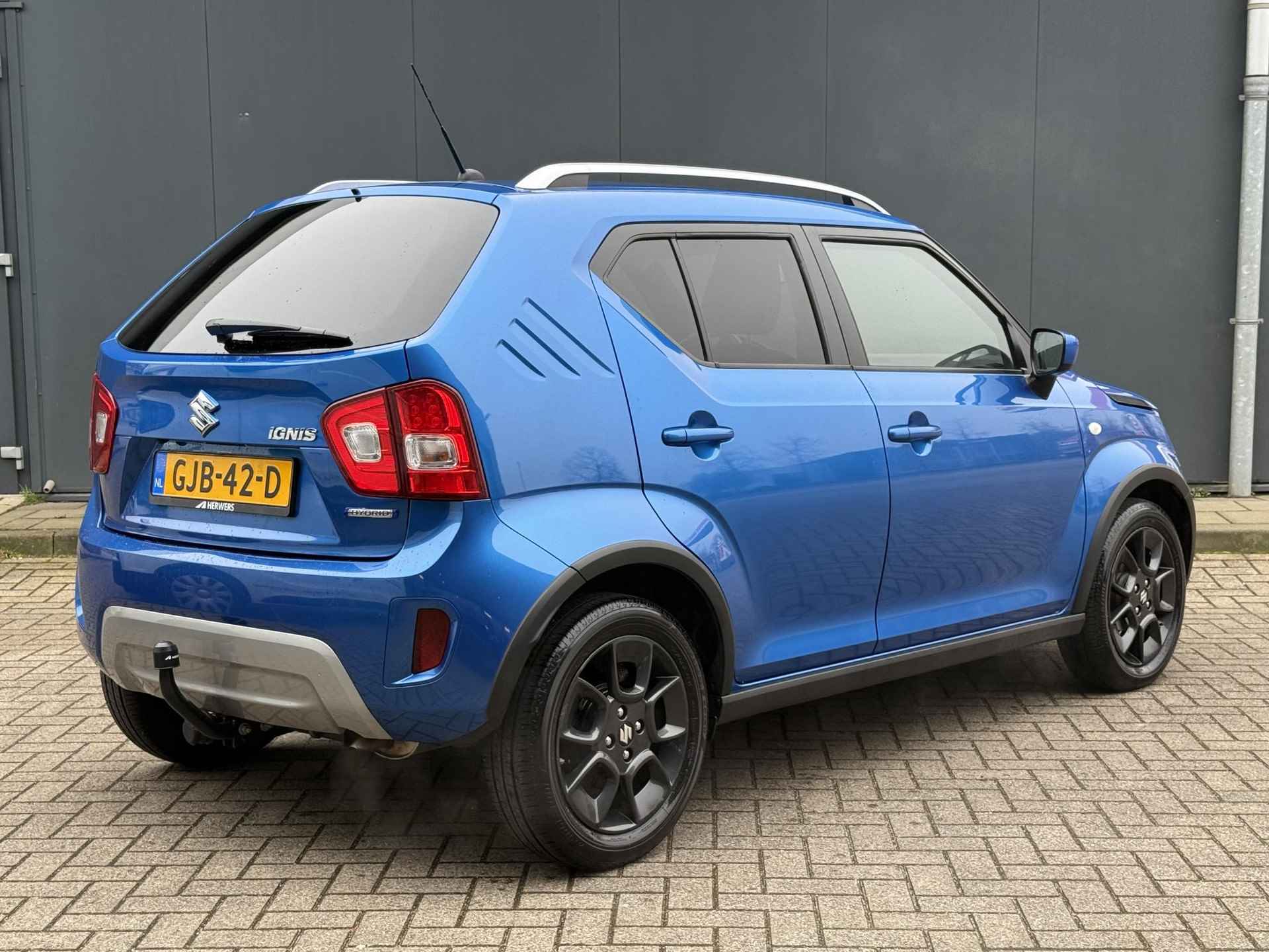 Suzuki Ignis 1.2 Smart Hybrid Style Trekhaak  / Achteruitrijcamera / Stoelverwarming / Navigatie / Bluetooth / Airco / Privacy Glass - 3/32