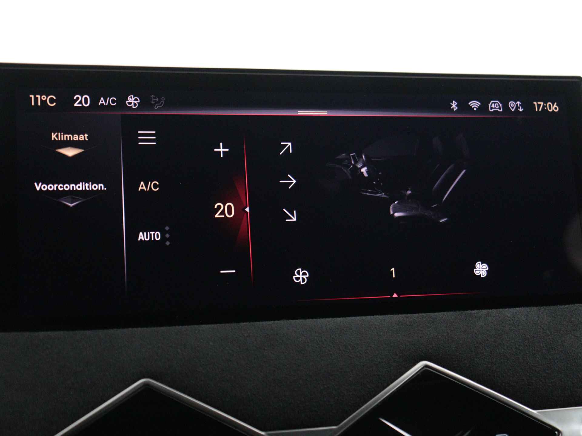 DS DS 3 E-Tense Performance Line+ 54 kWh | Achteruitrijcamera | Draadloos Apple Carplay/Android Auto | WLTP 400km - 18/24